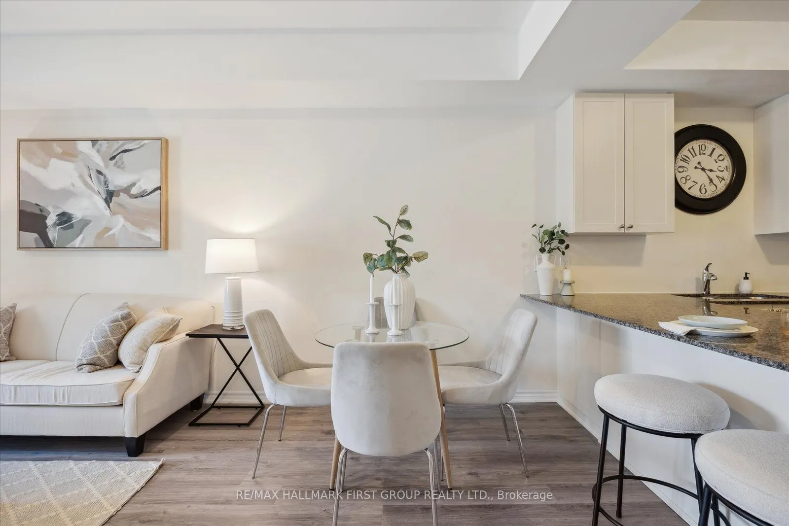 670 Gordon Street, #402