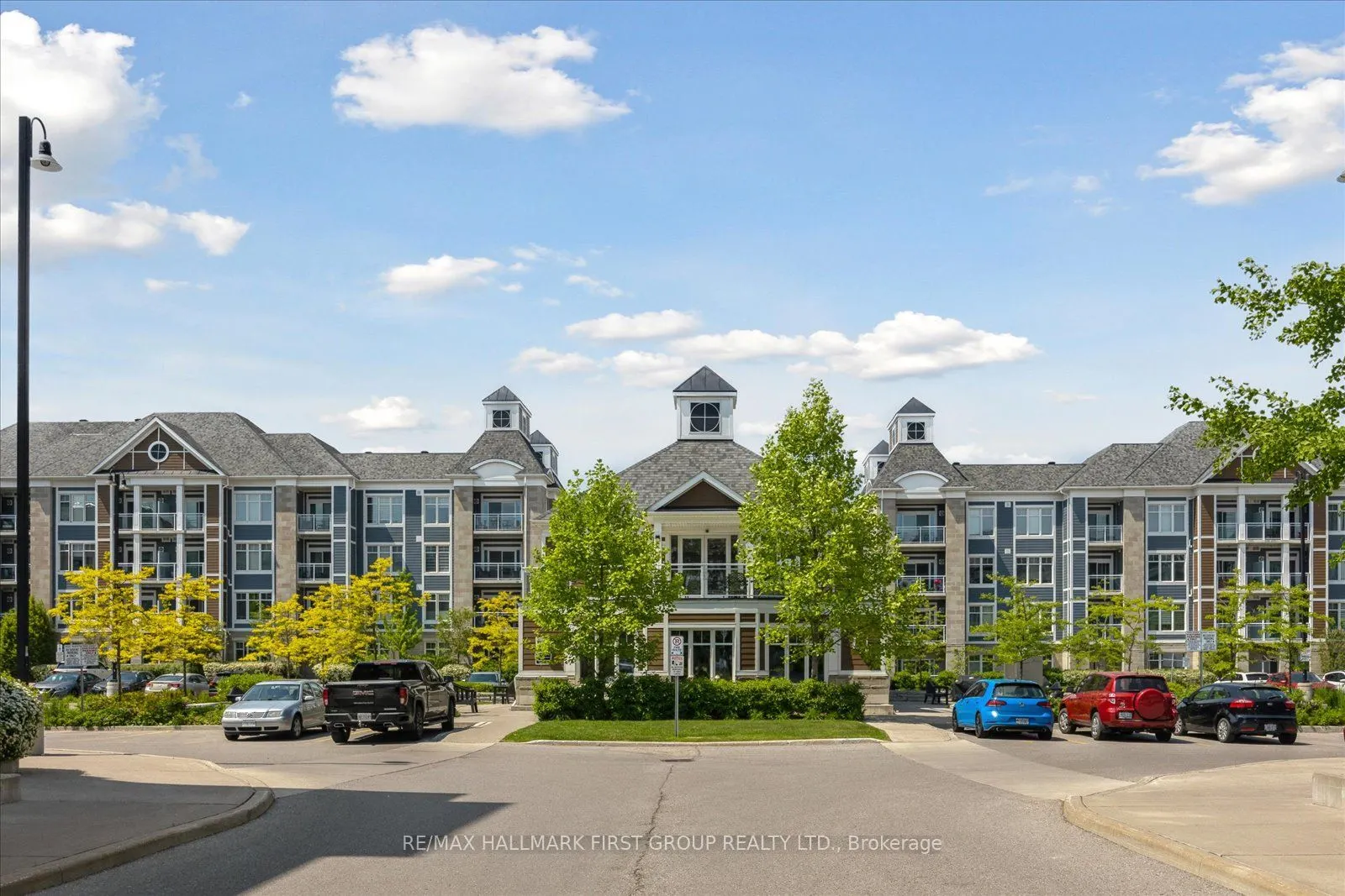 670 Gordon Street, #402