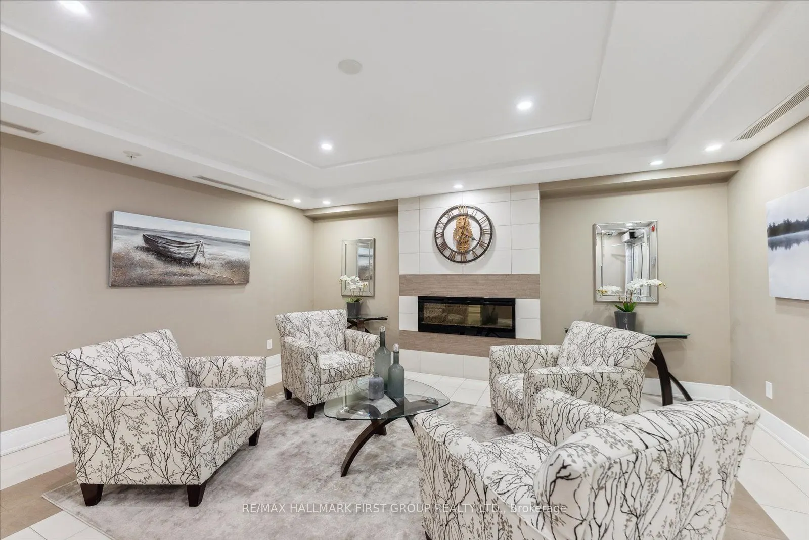 670 Gordon Street, #402