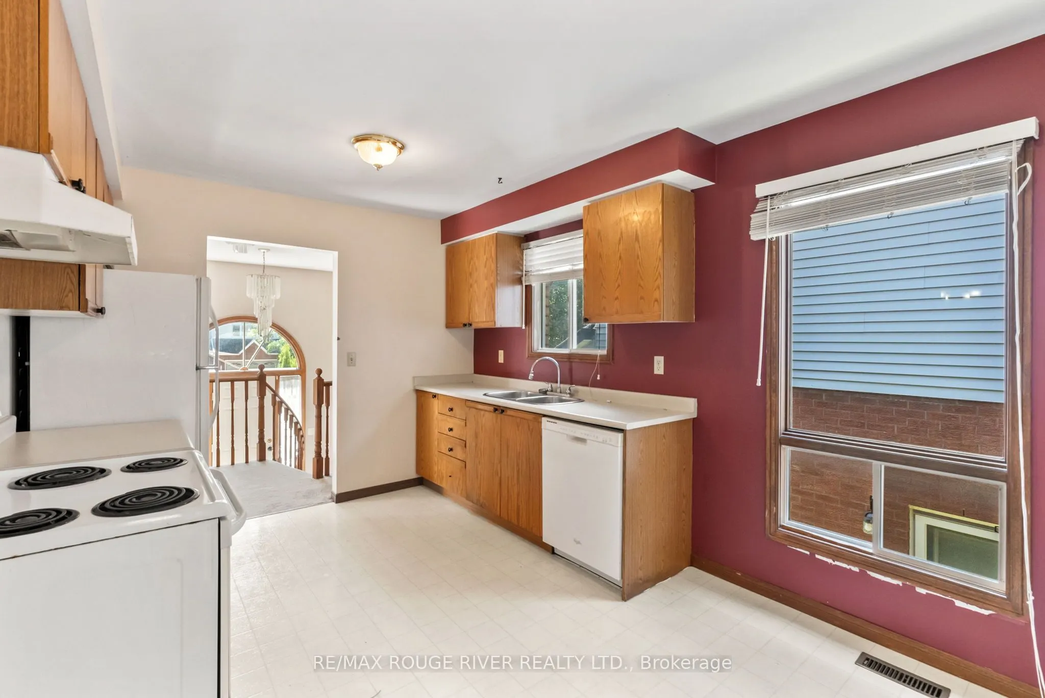 16 Borland Court