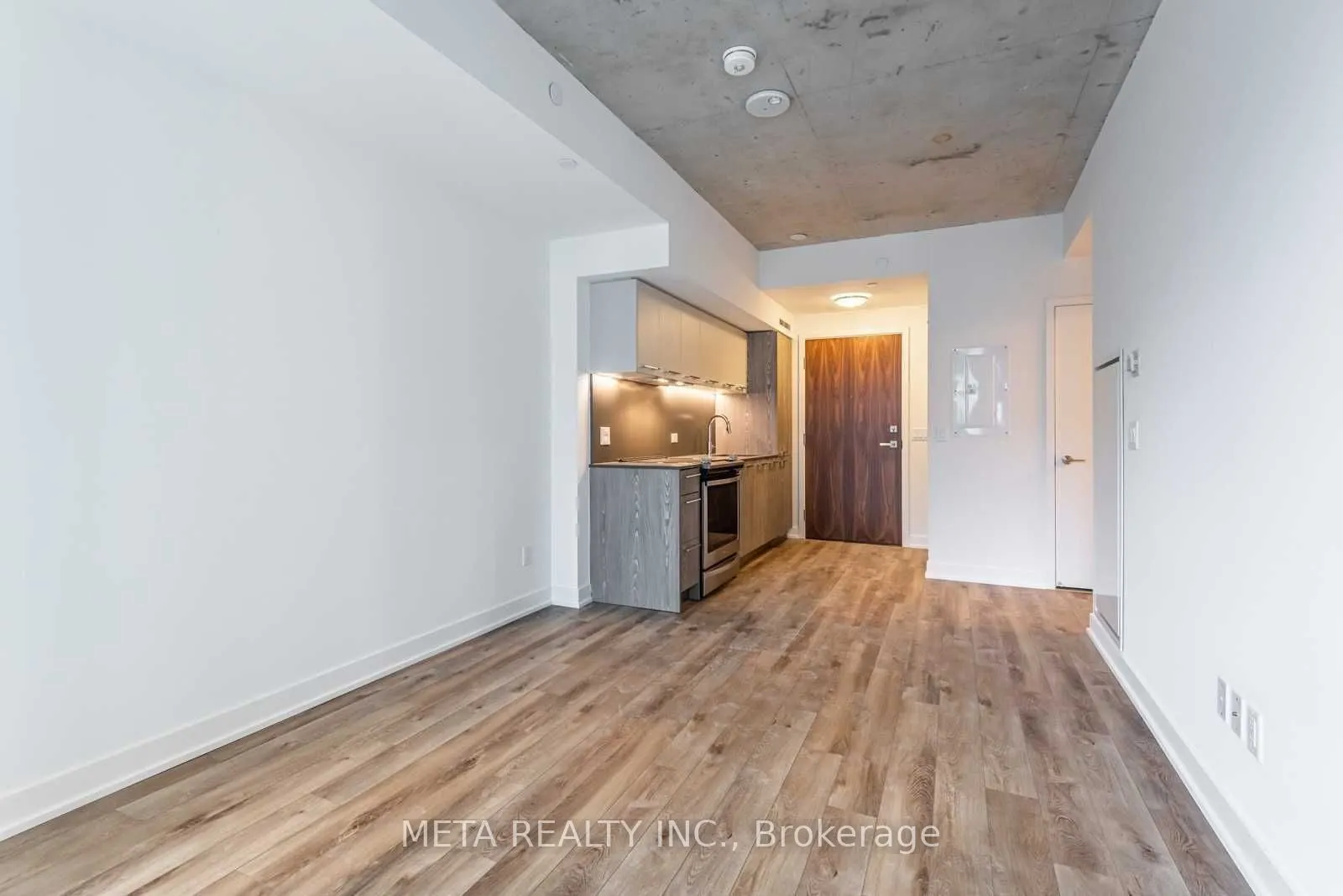 30 Baseball Place, #914