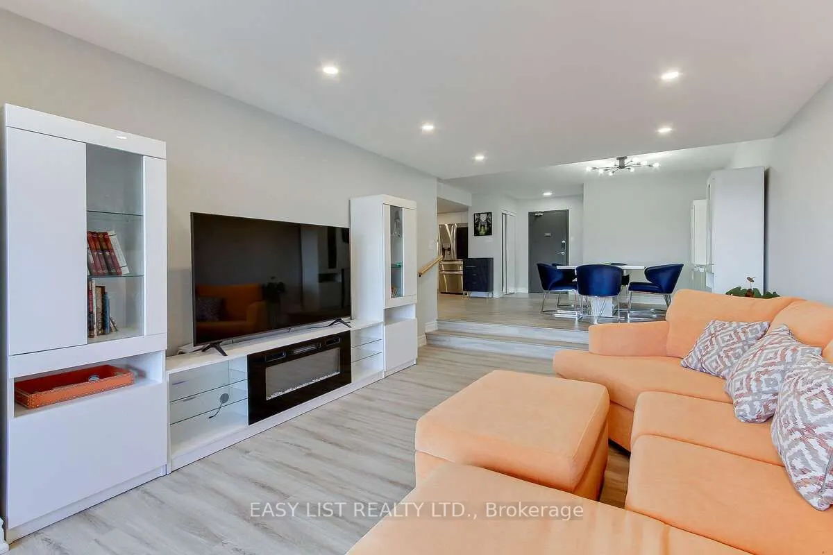 2330 Bridletowne Circle, #2109