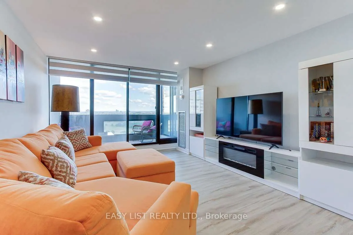 2330 Bridletowne Circle, #2109
