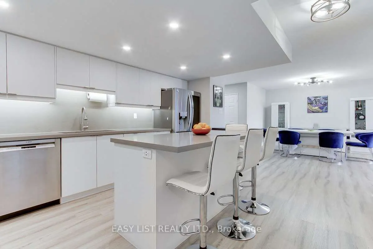 2330 Bridletowne Circle, #2109