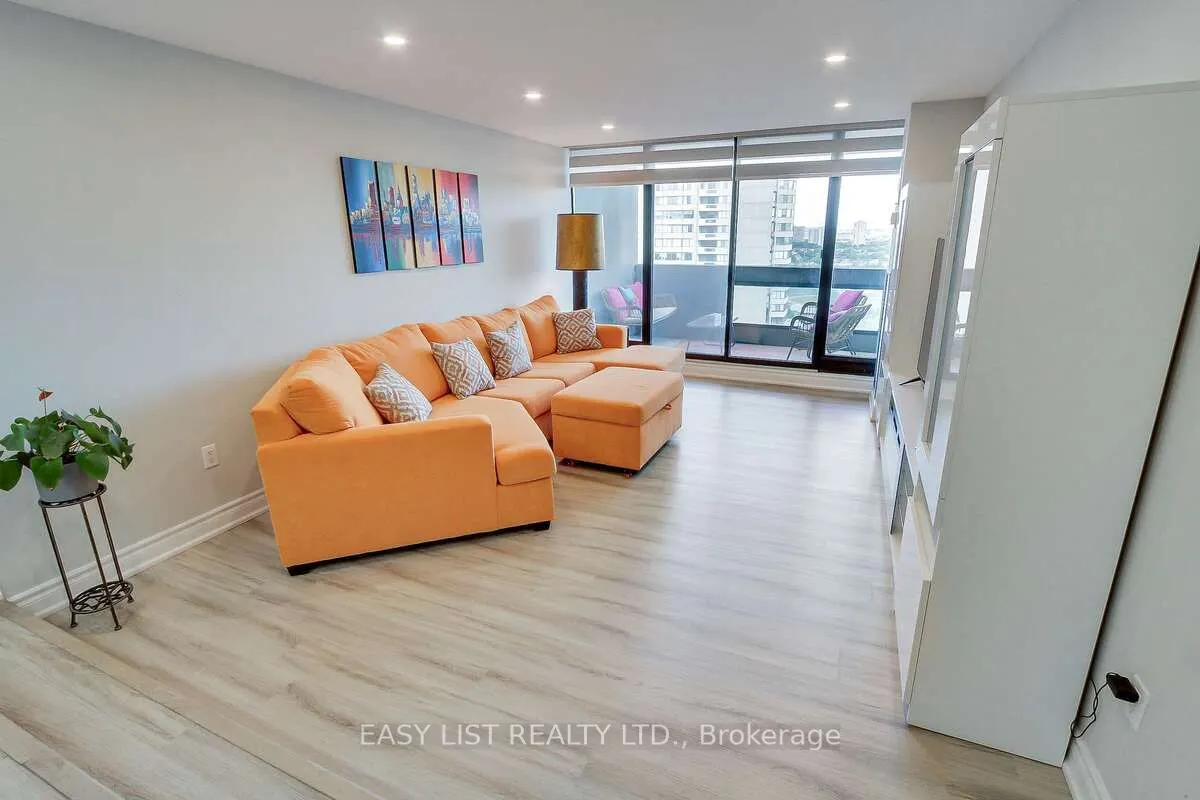 2330 Bridletowne Circle, #2109