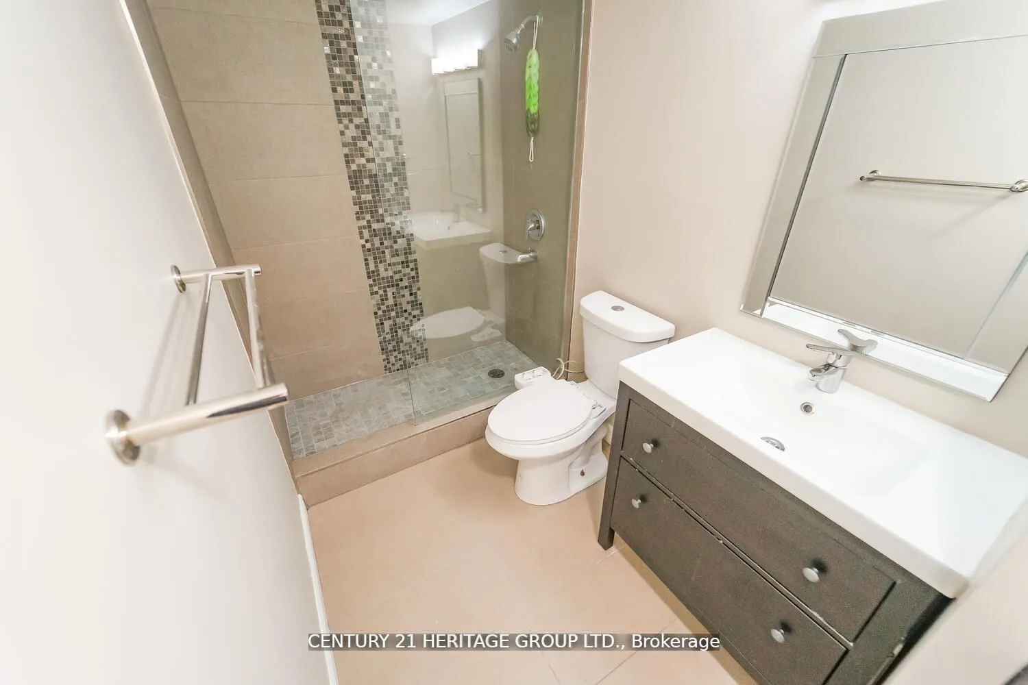 3050 Ellesmere Road, #311
