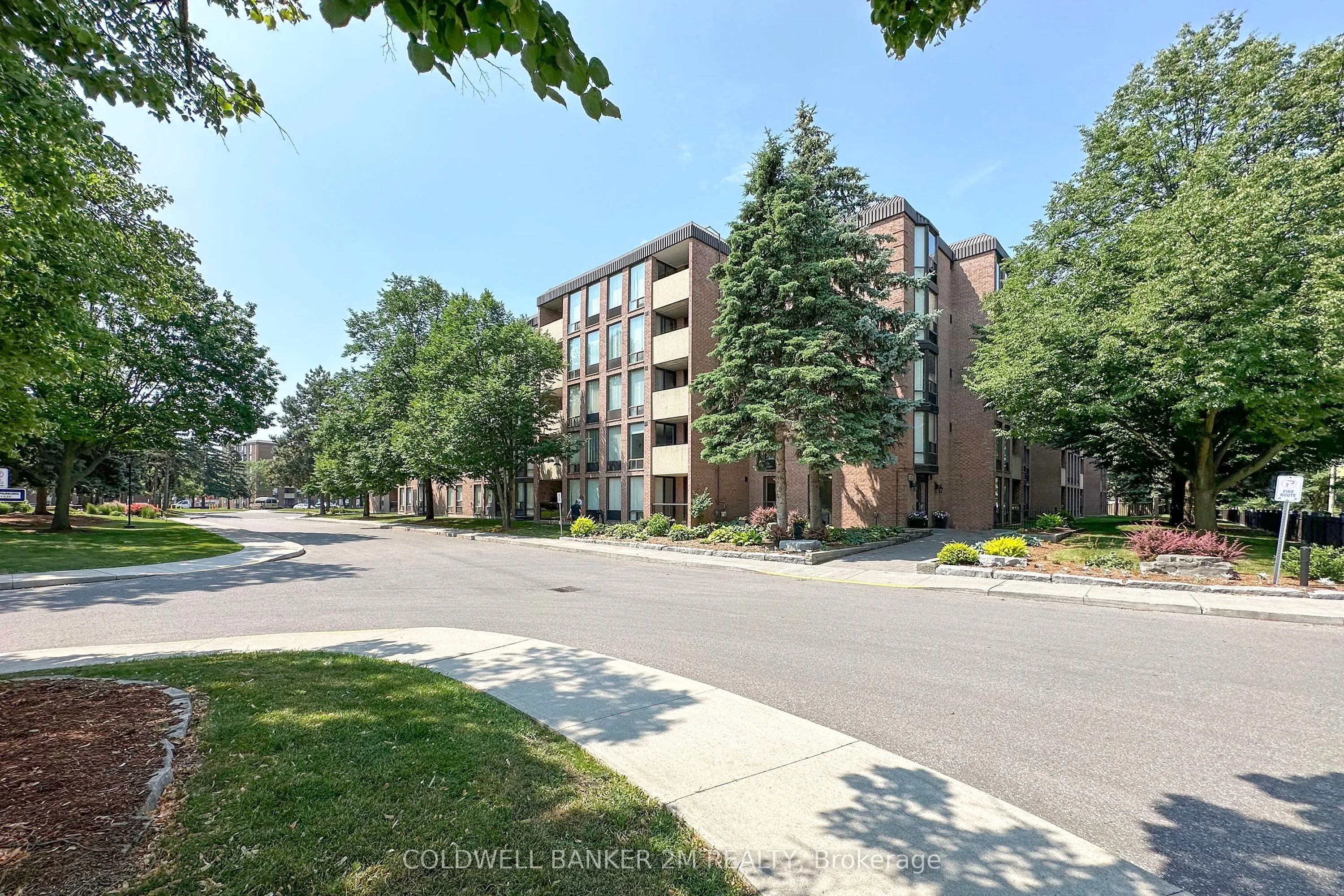 1525 Diefenbaker Court, #104