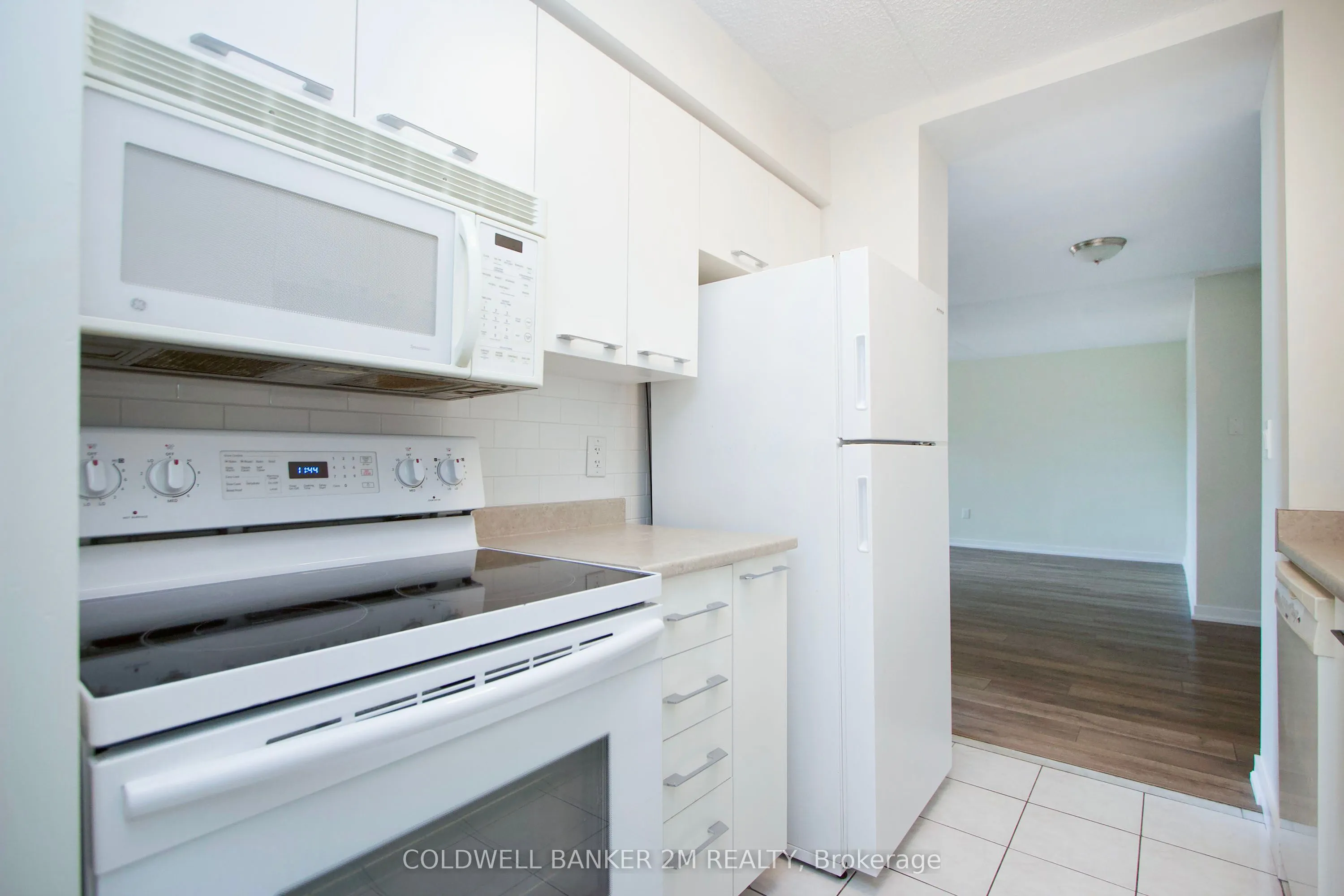 1525 Diefenbaker Court, #104
