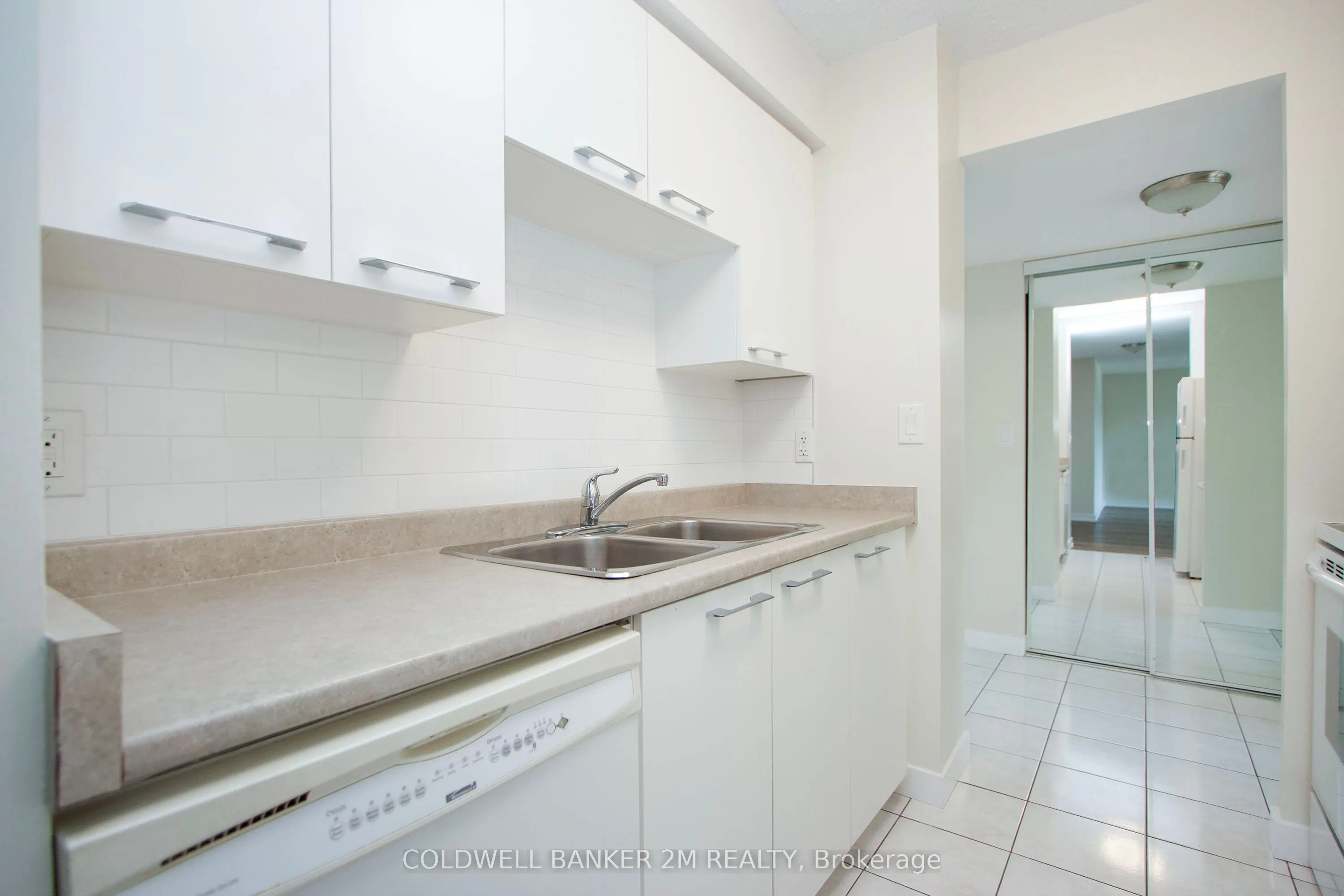 1525 Diefenbaker Court, #104