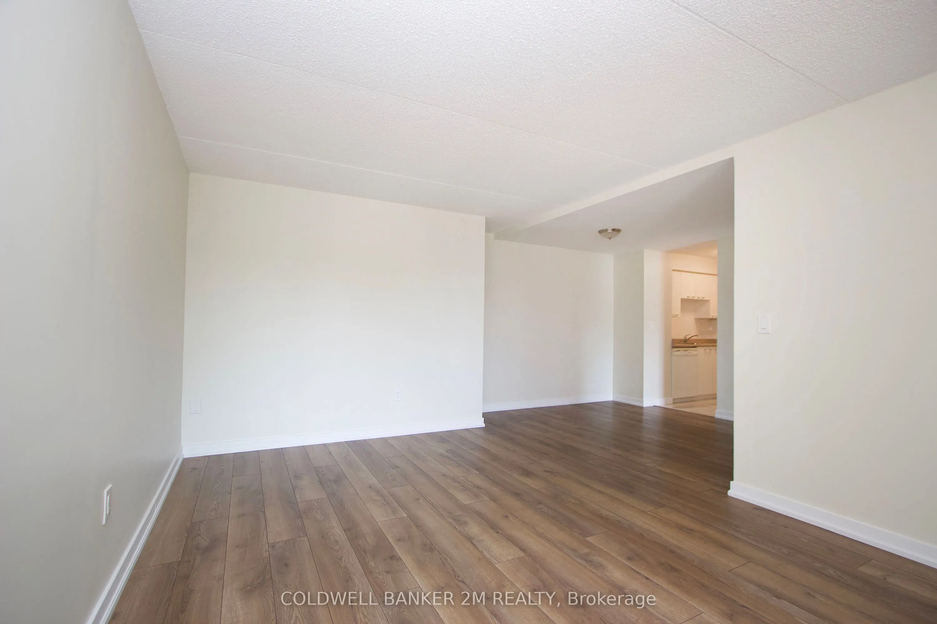 1525 Diefenbaker Court, #104