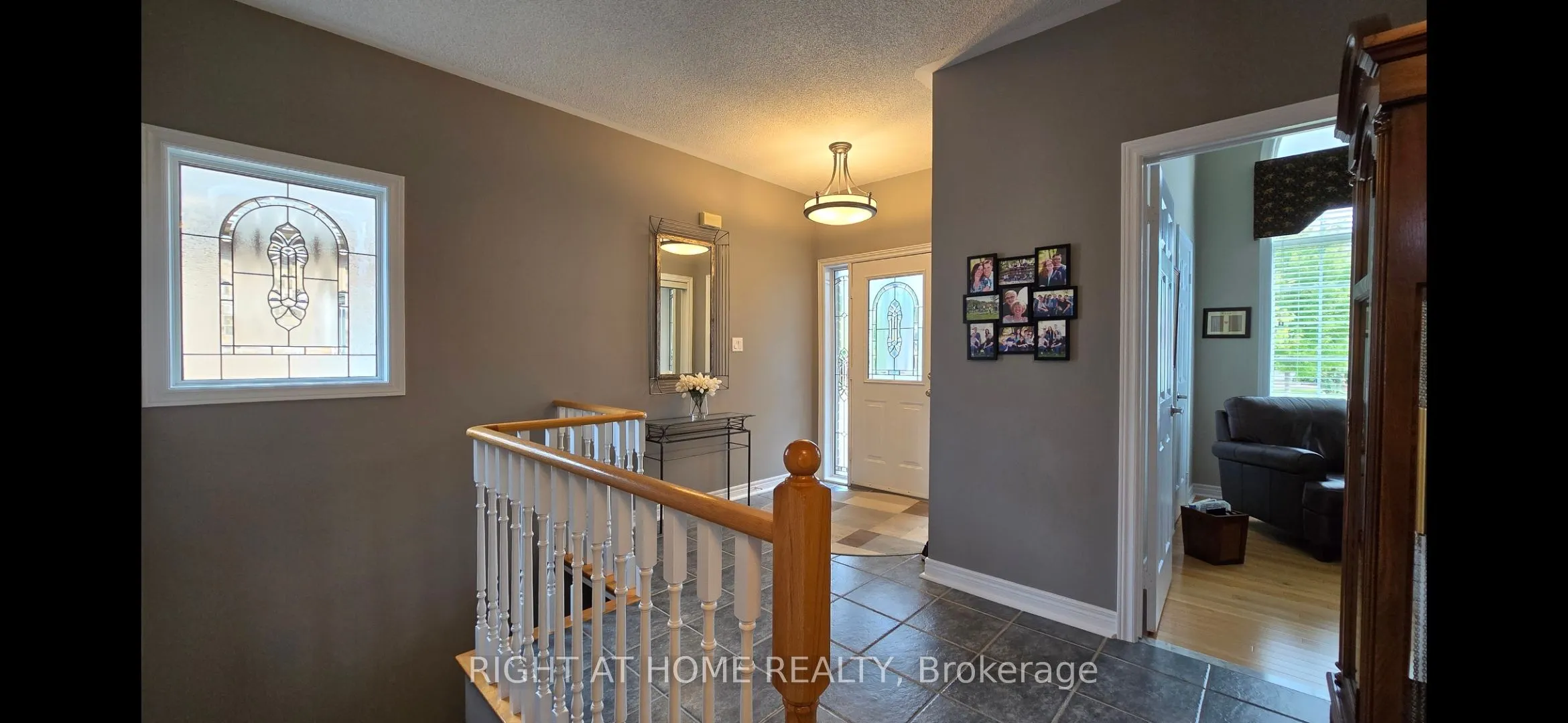 299 Waterbury Crescent