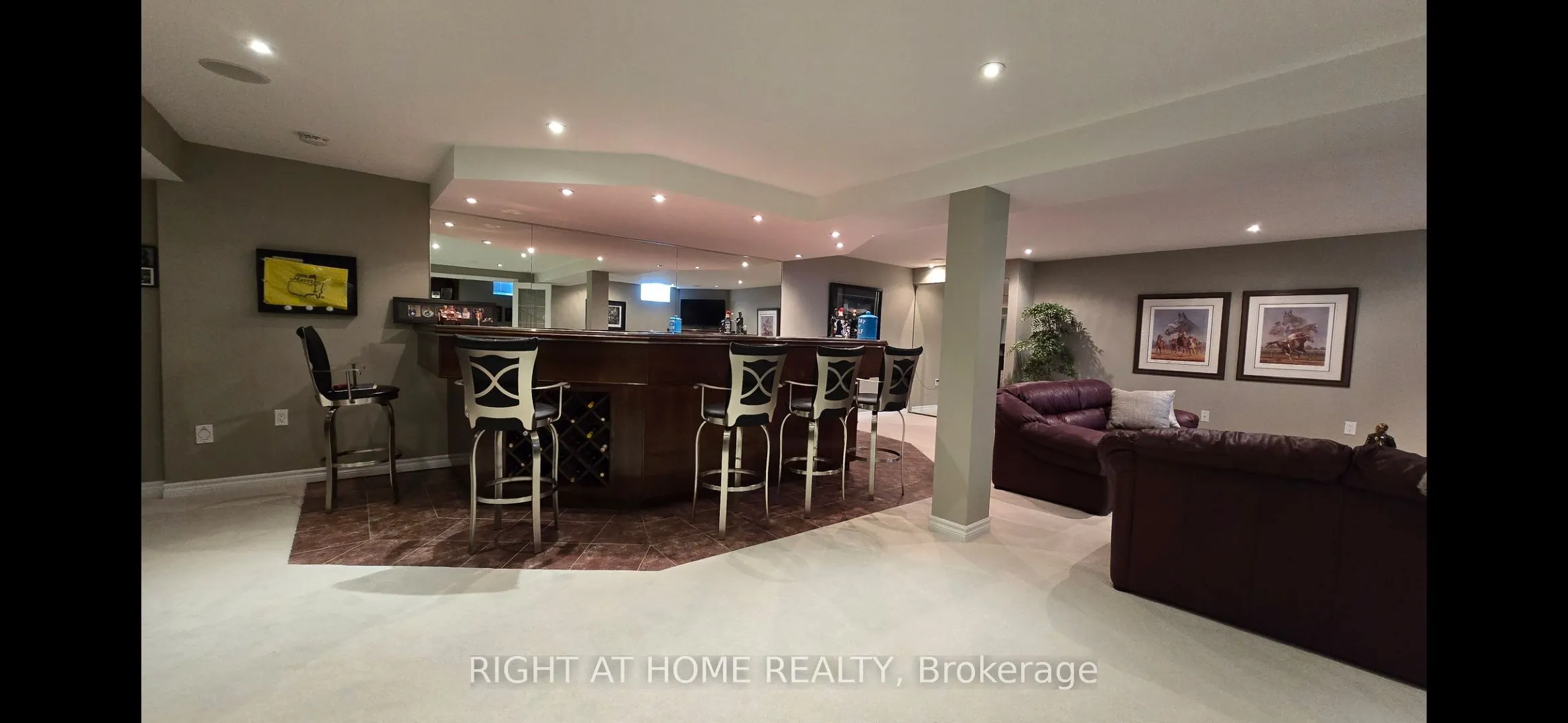 299 Waterbury Crescent