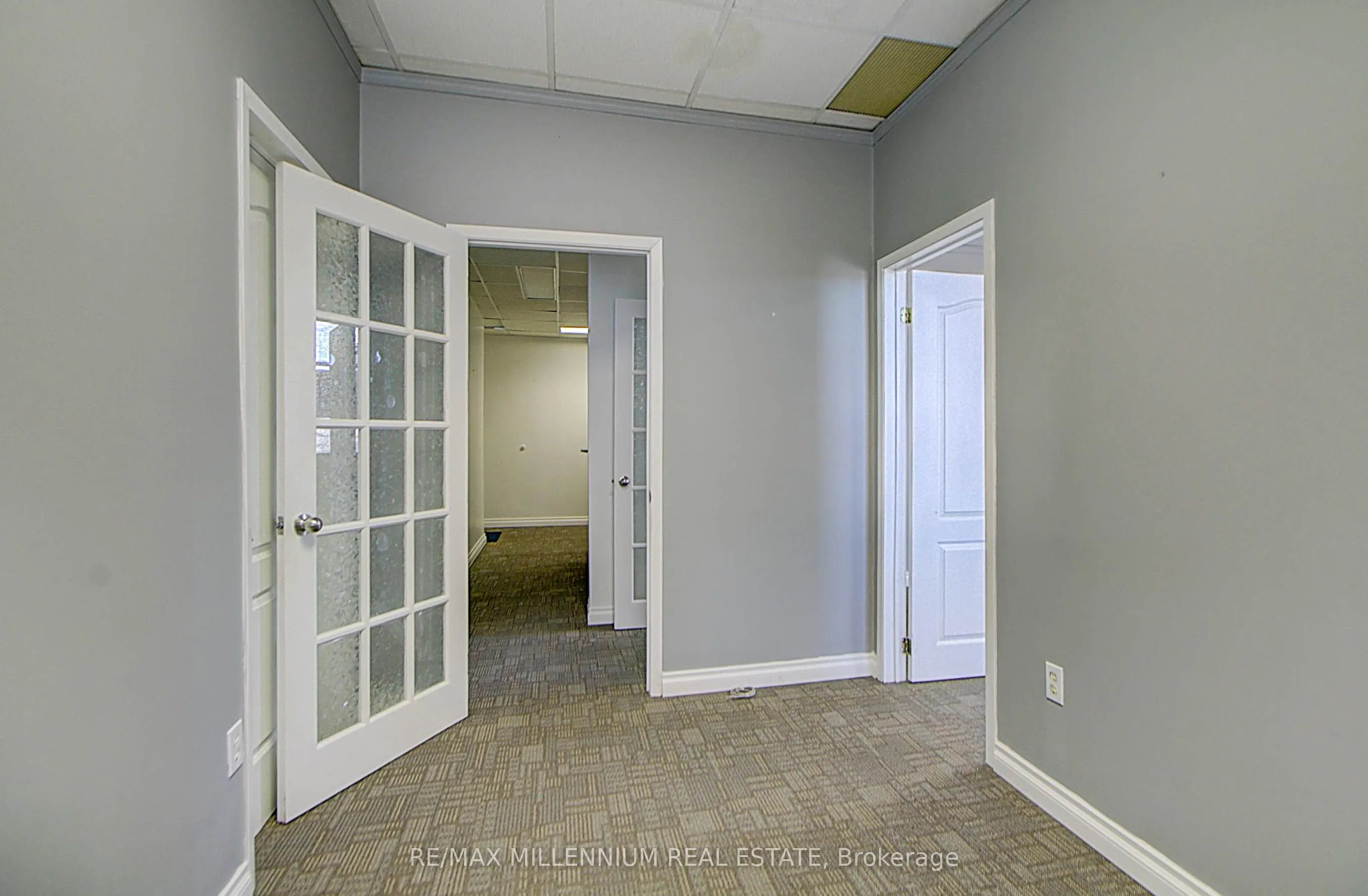 101 Dundas Street, #304