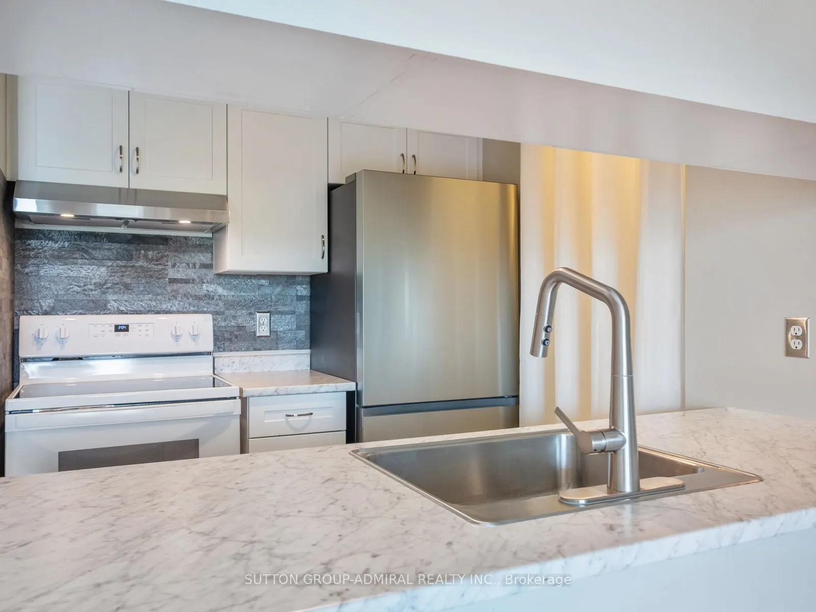 1625 Pickering Parkway, #601