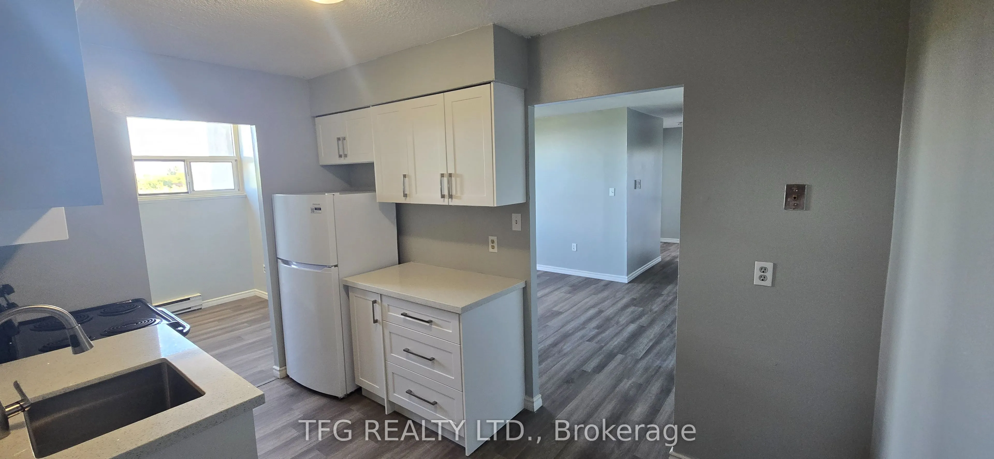 1371 Simcoe Street N, #503