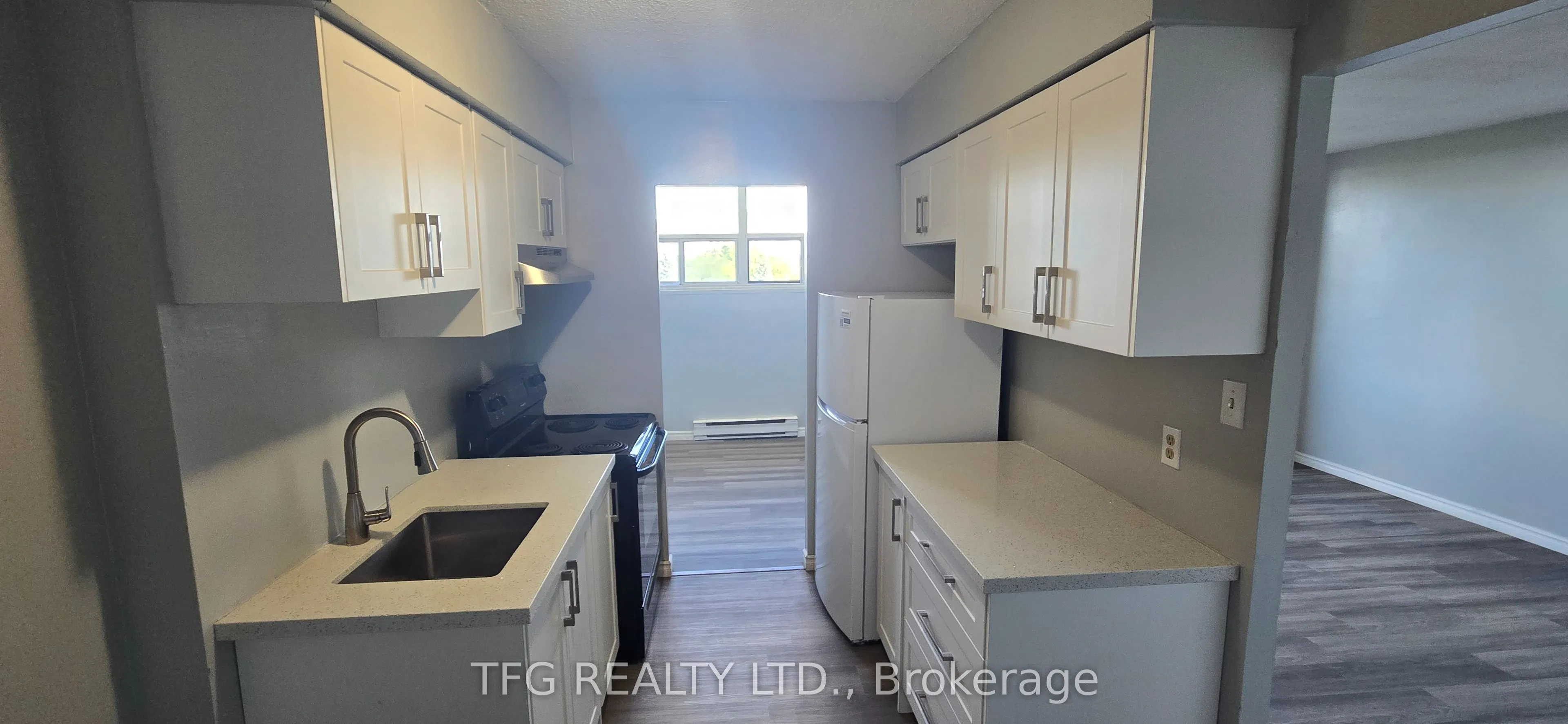 1371 Simcoe Street N, #503