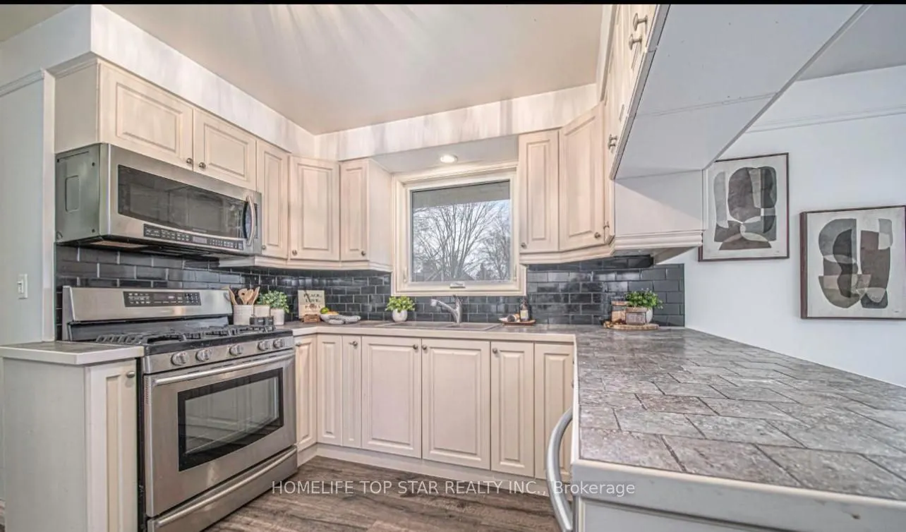 336 Conlin Road E