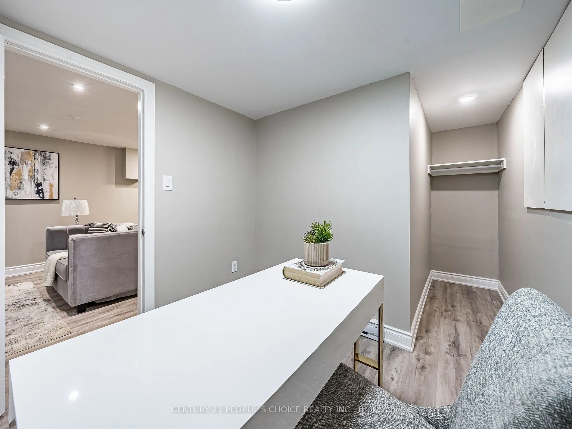 506 Normandy Street, #25