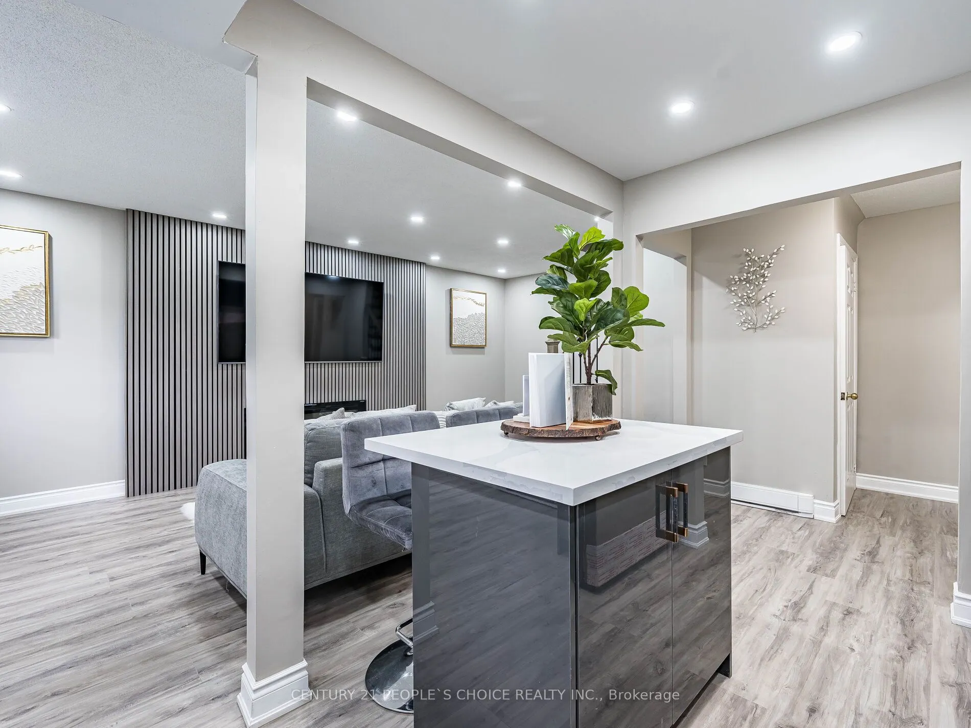 506 Normandy Street, #25