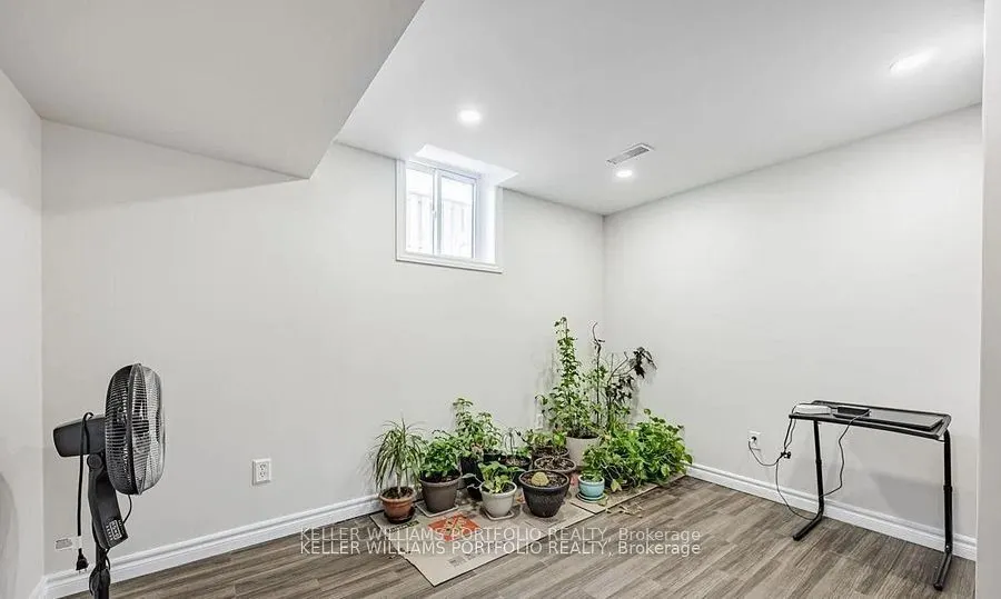 15 Bradford Court, #Basement