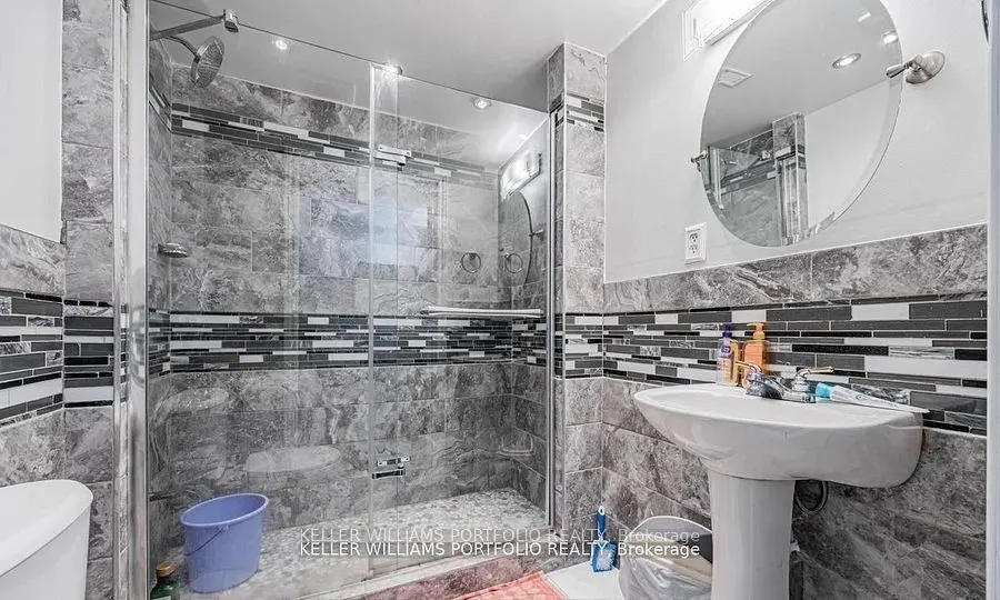 15 Bradford Court, #Basement