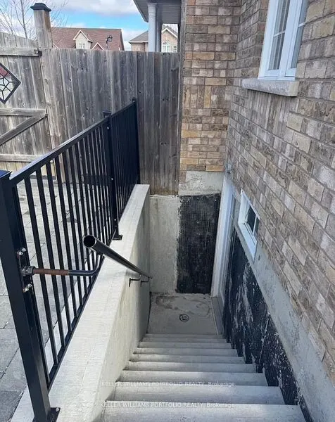 15 Bradford Court, #Basement