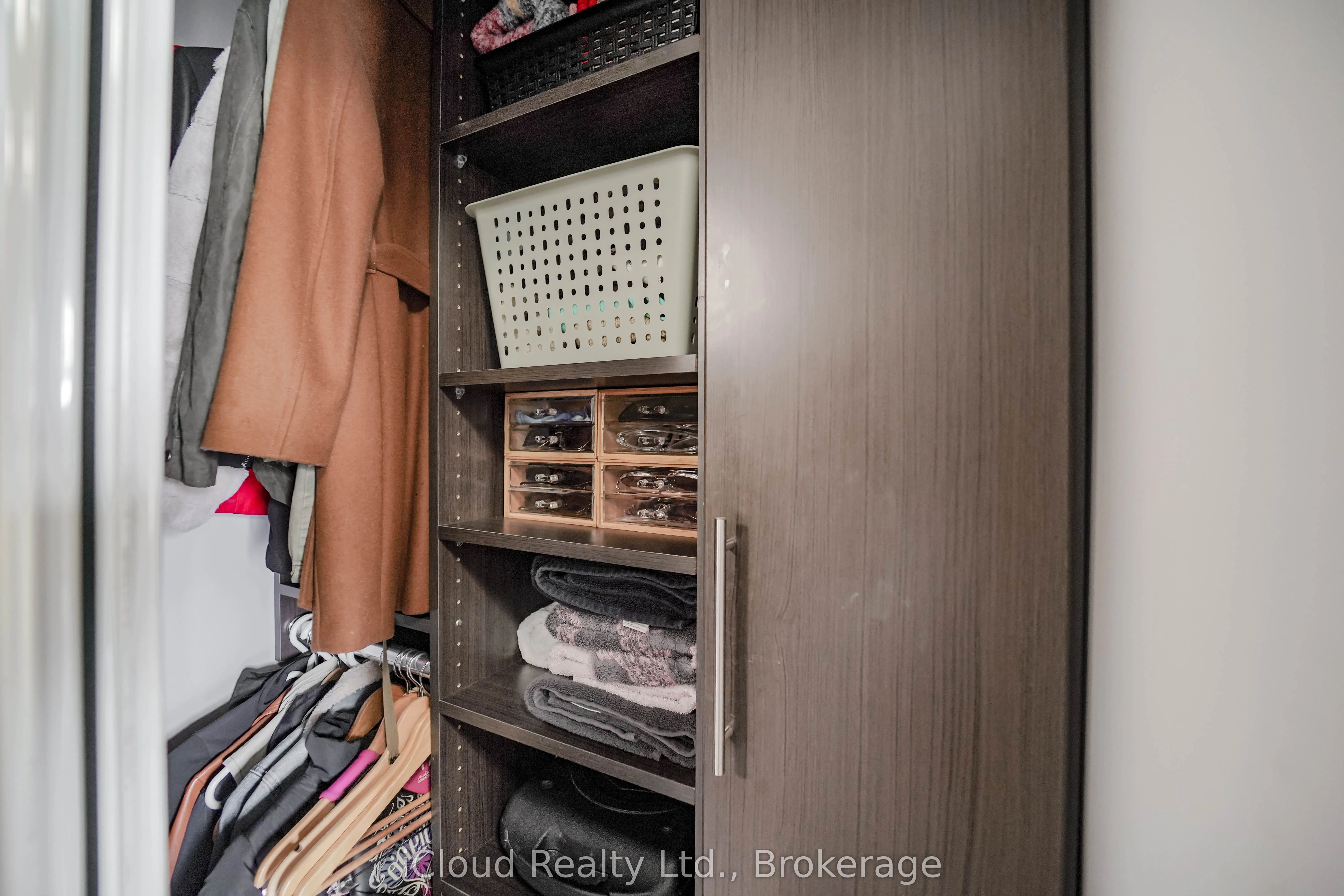 135 Village Green Square, #PH21
