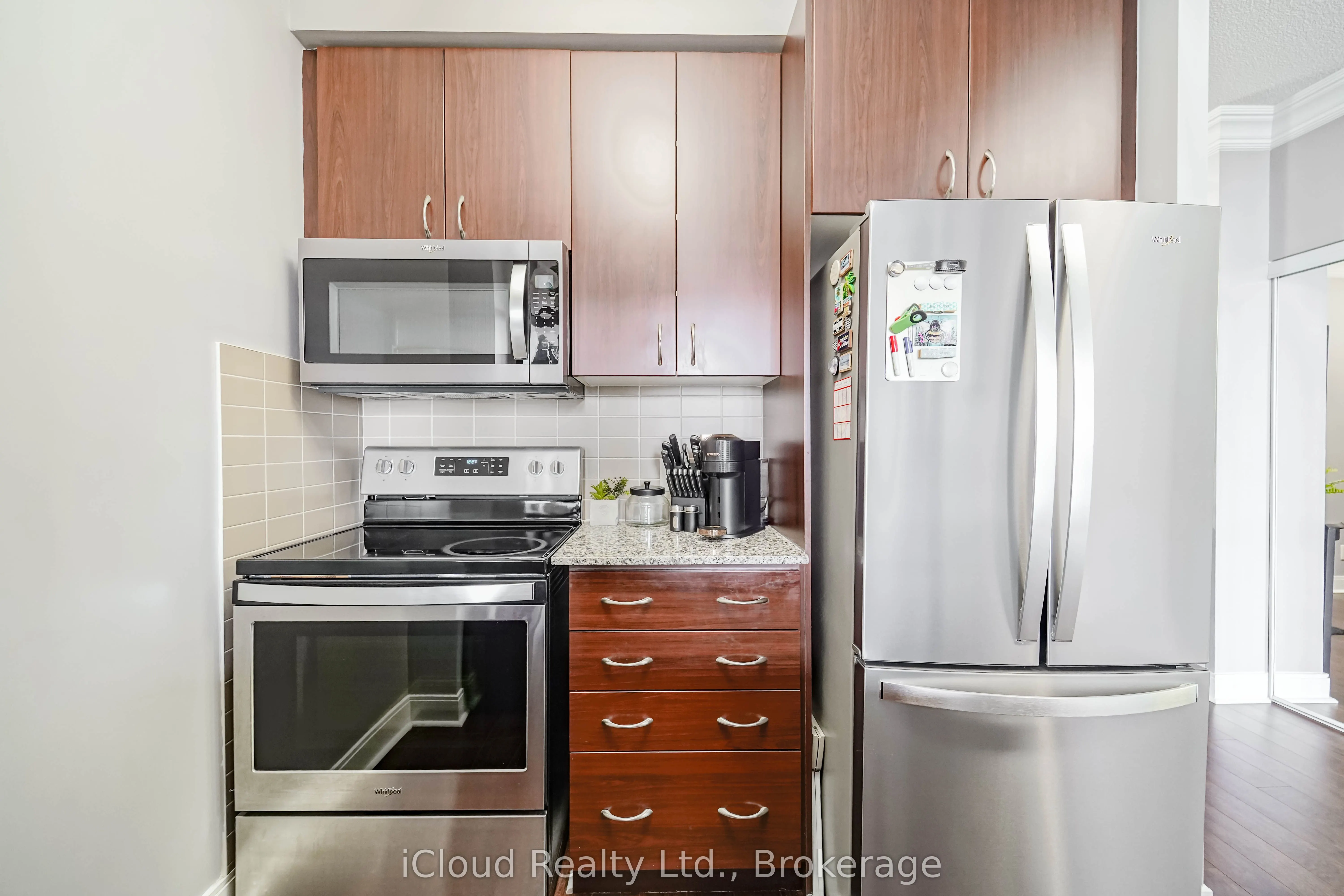 135 Village Green Square, #PH21