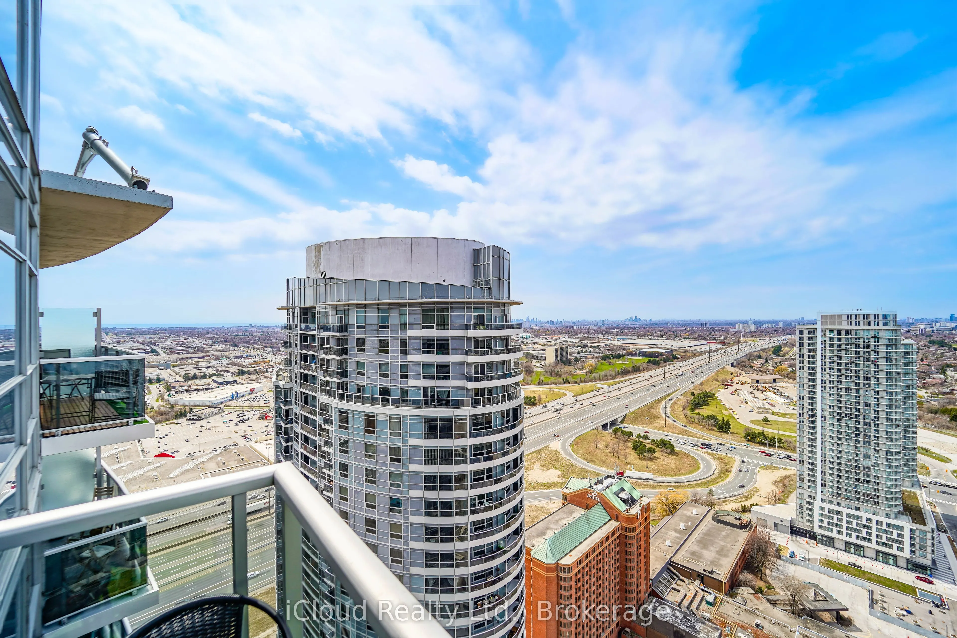 135 Village Green Square, #PH21