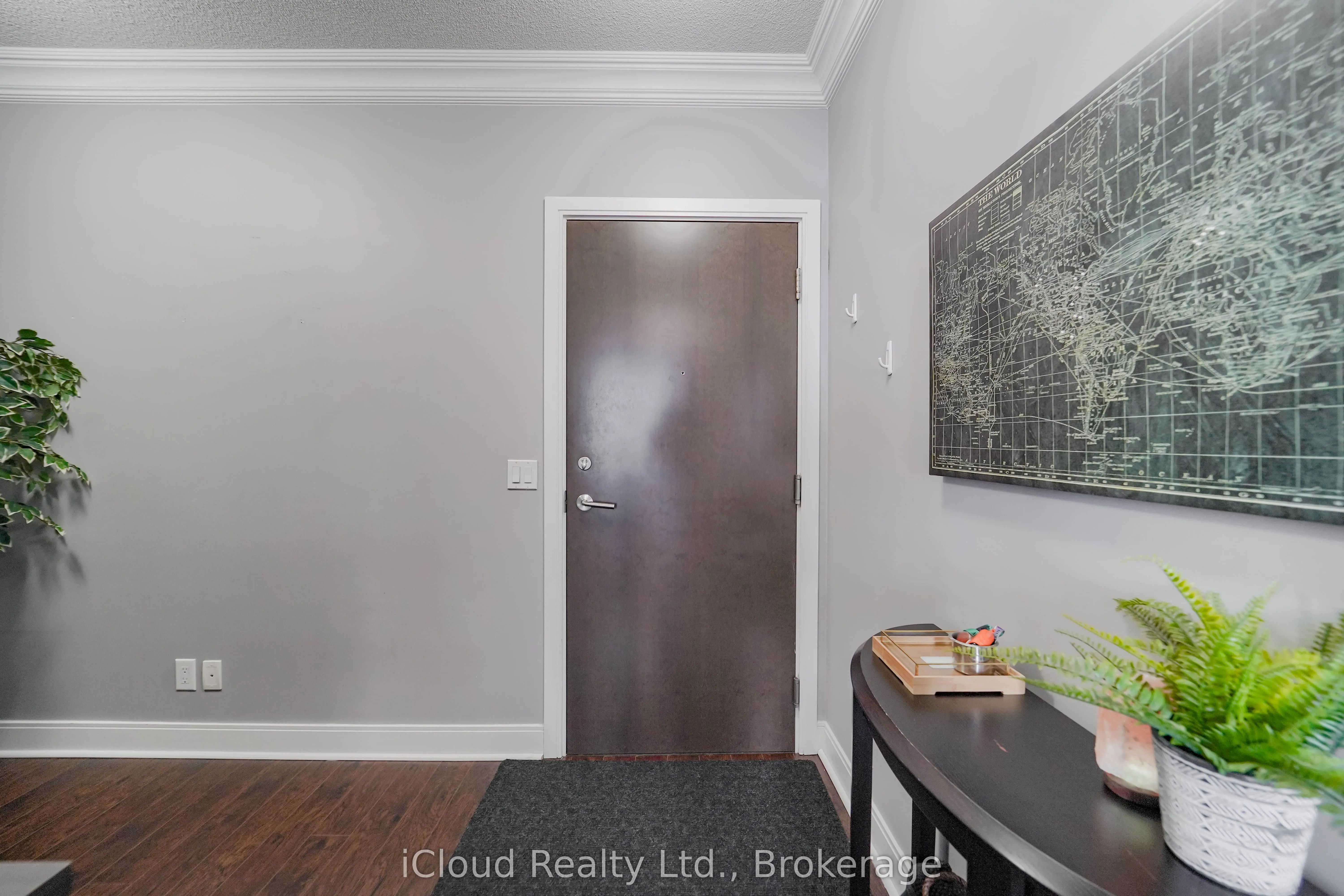 135 Village Green Square, #PH21