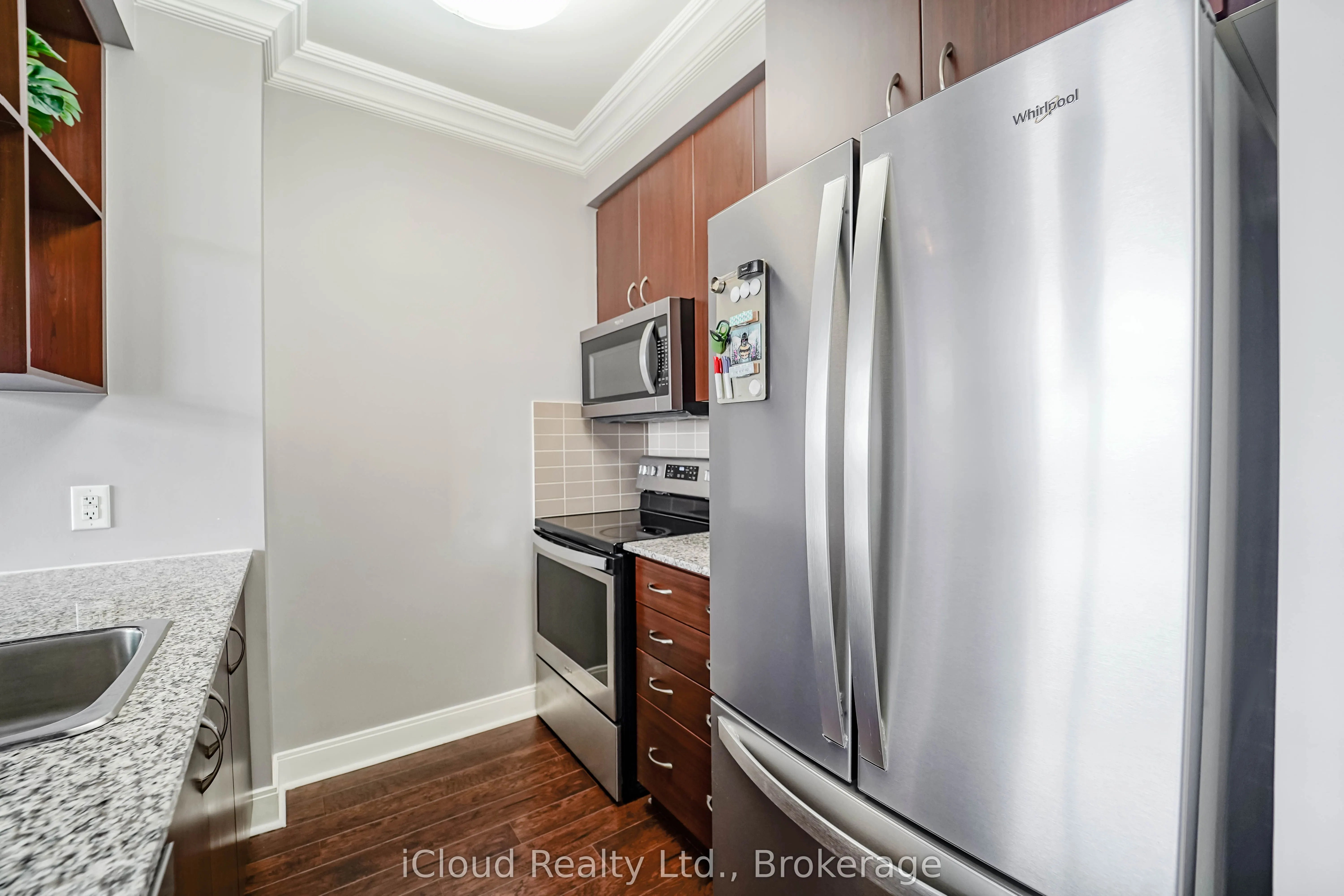 135 Village Green Square, #PH21