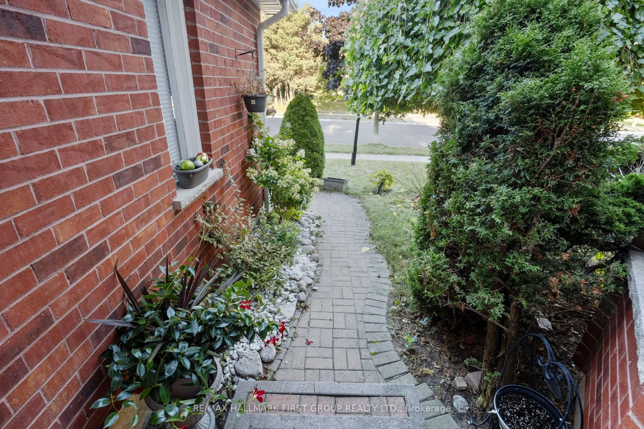 68 Forest Heights Street