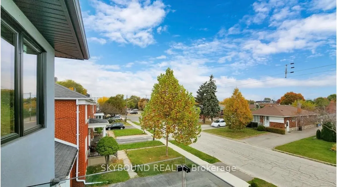 96 Waringstown Drive, #201
