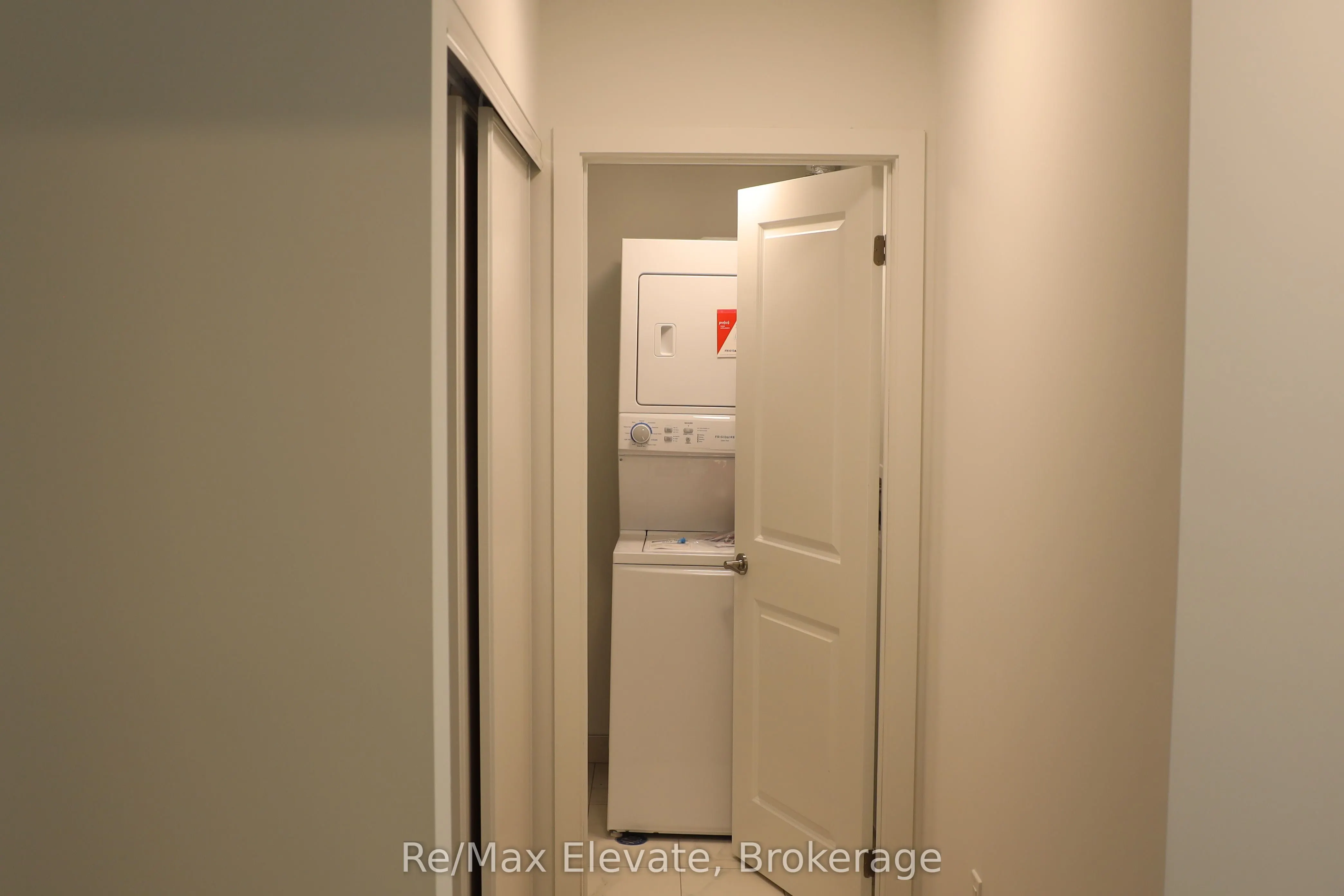 385 Artic Red Drive, #204