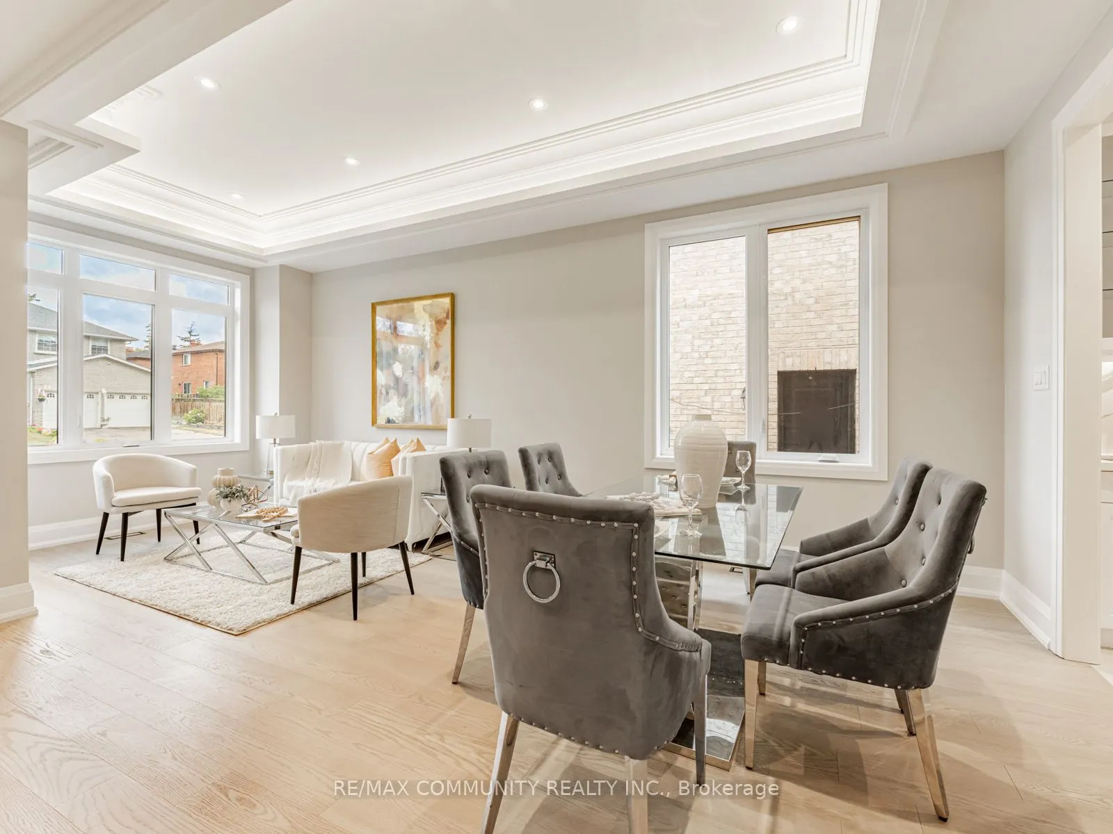 37 Sugarbush Square