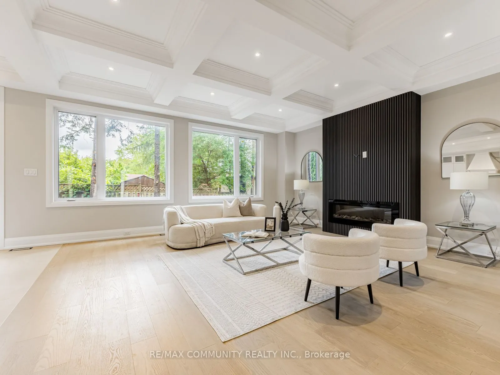 37 Sugarbush Square