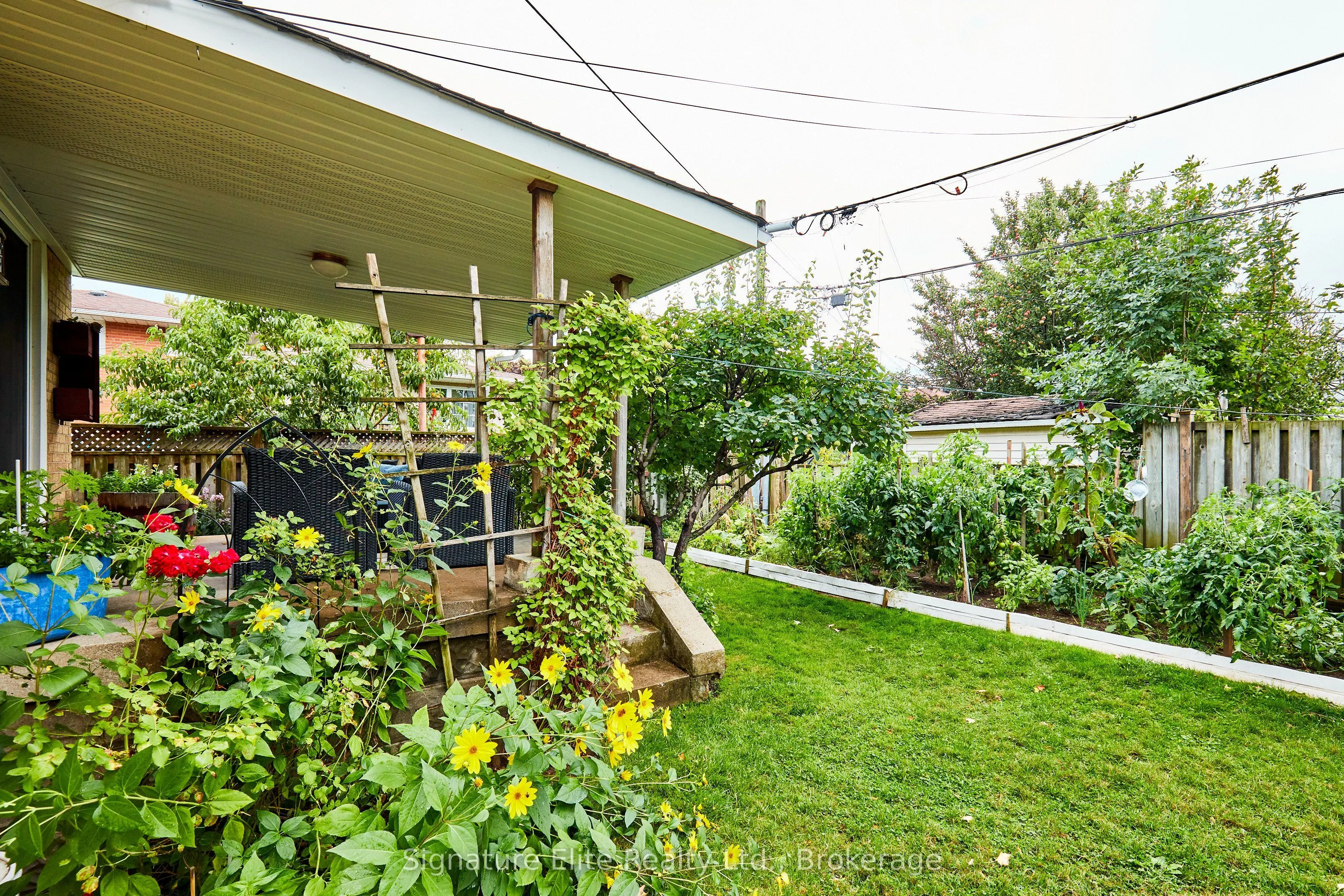 4 Cora Crescent