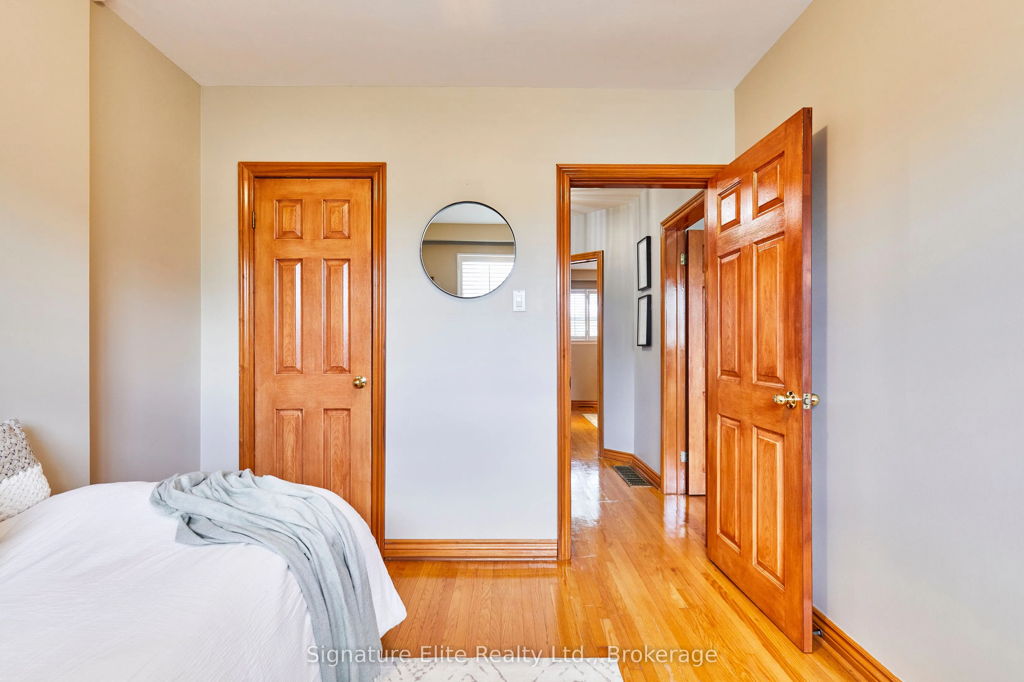 4 Cora Crescent