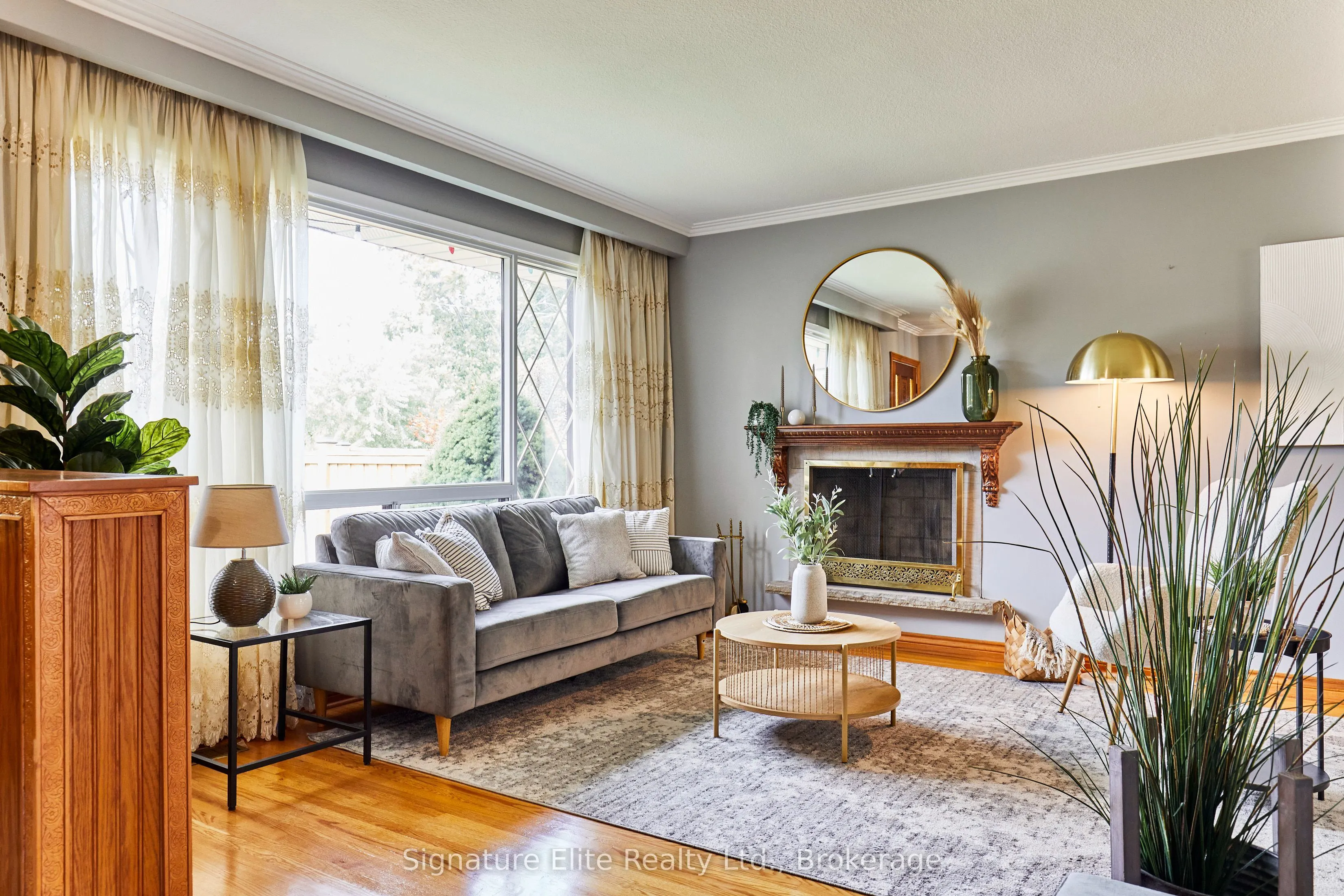 4 Cora Crescent