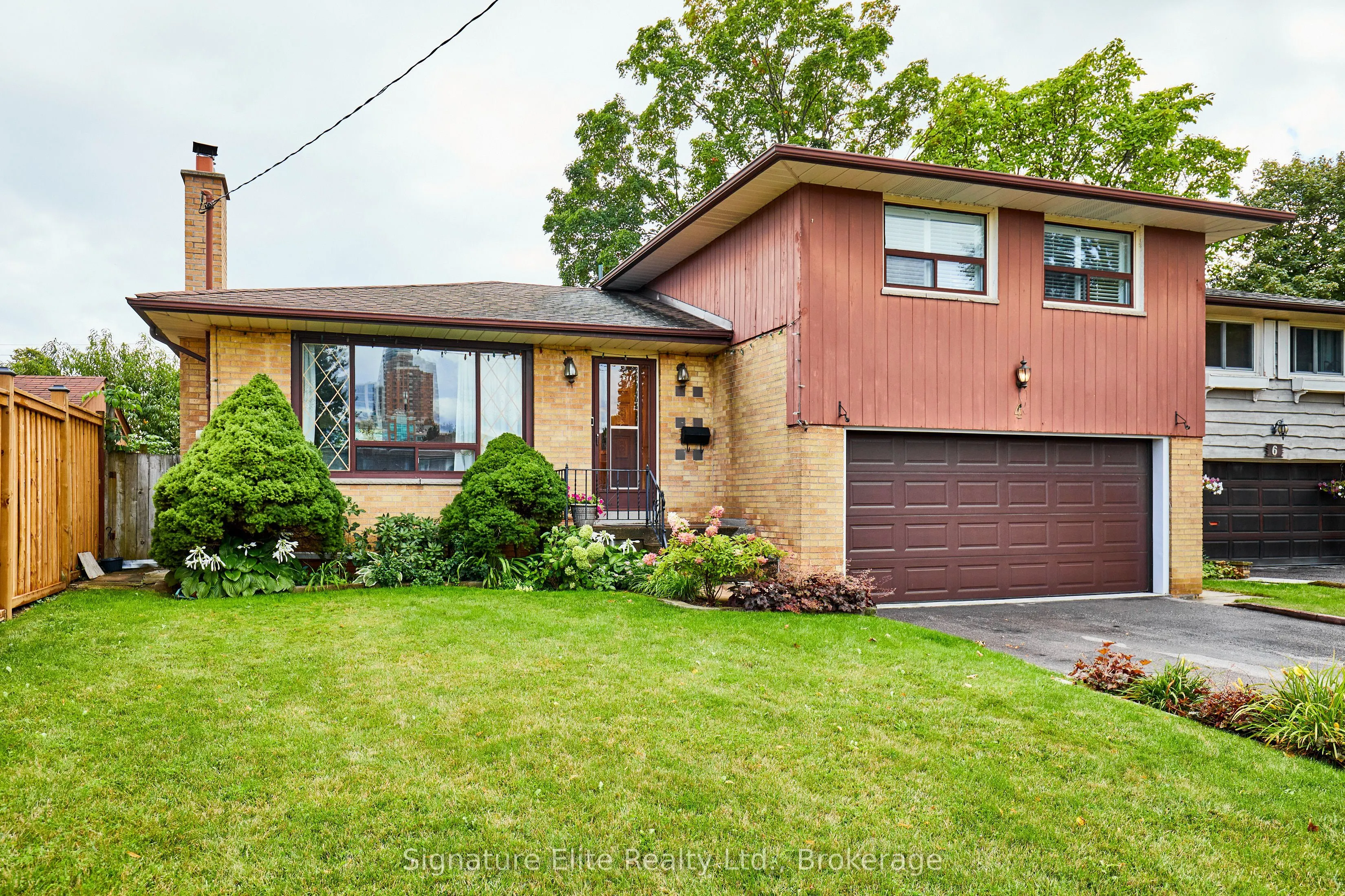 4 Cora Crescent