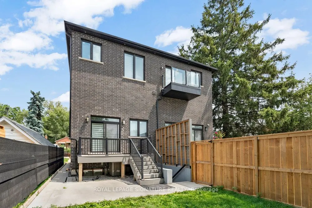160 Byng Avenue