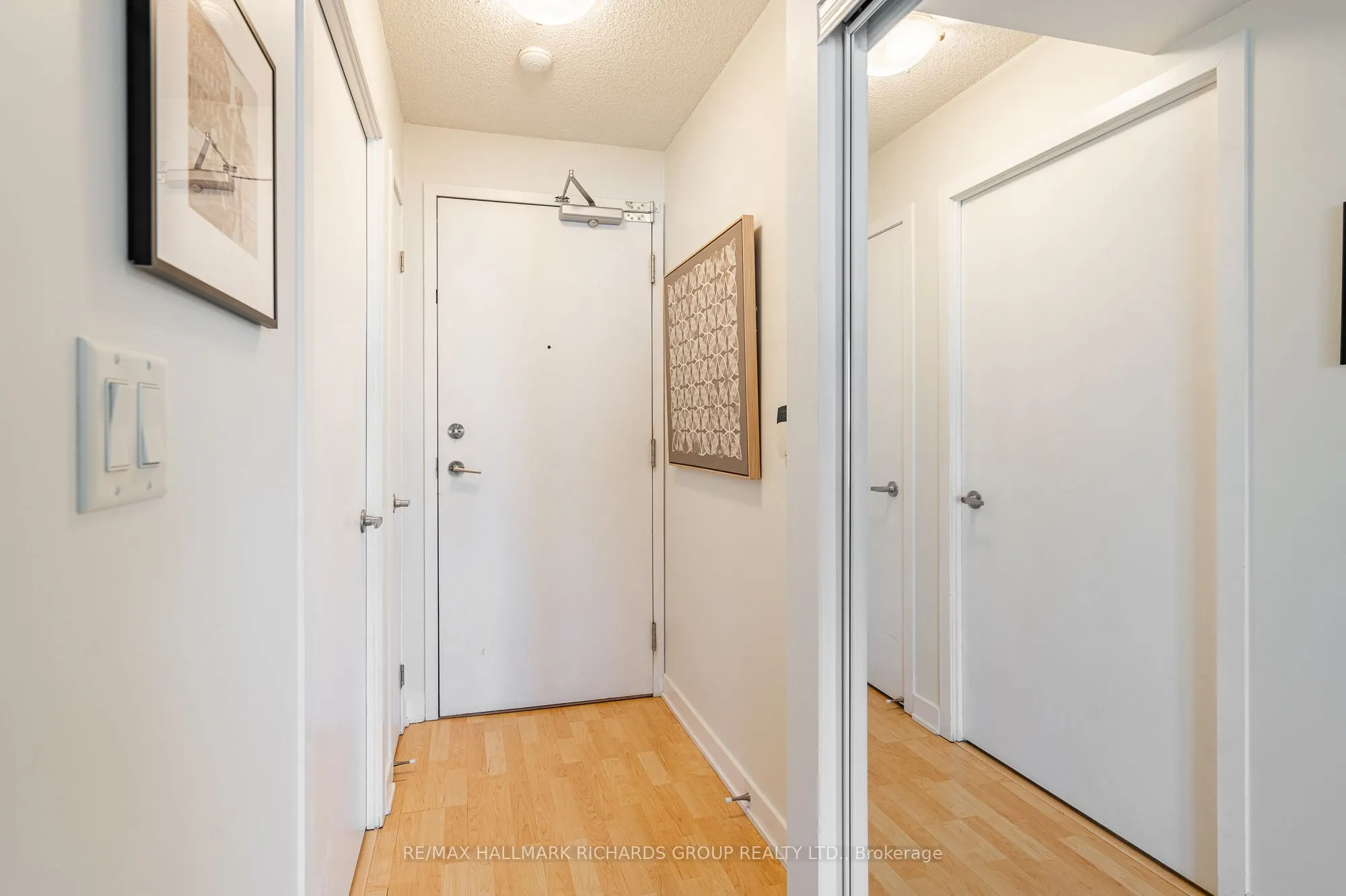 38 Lee Centre Drive, #811