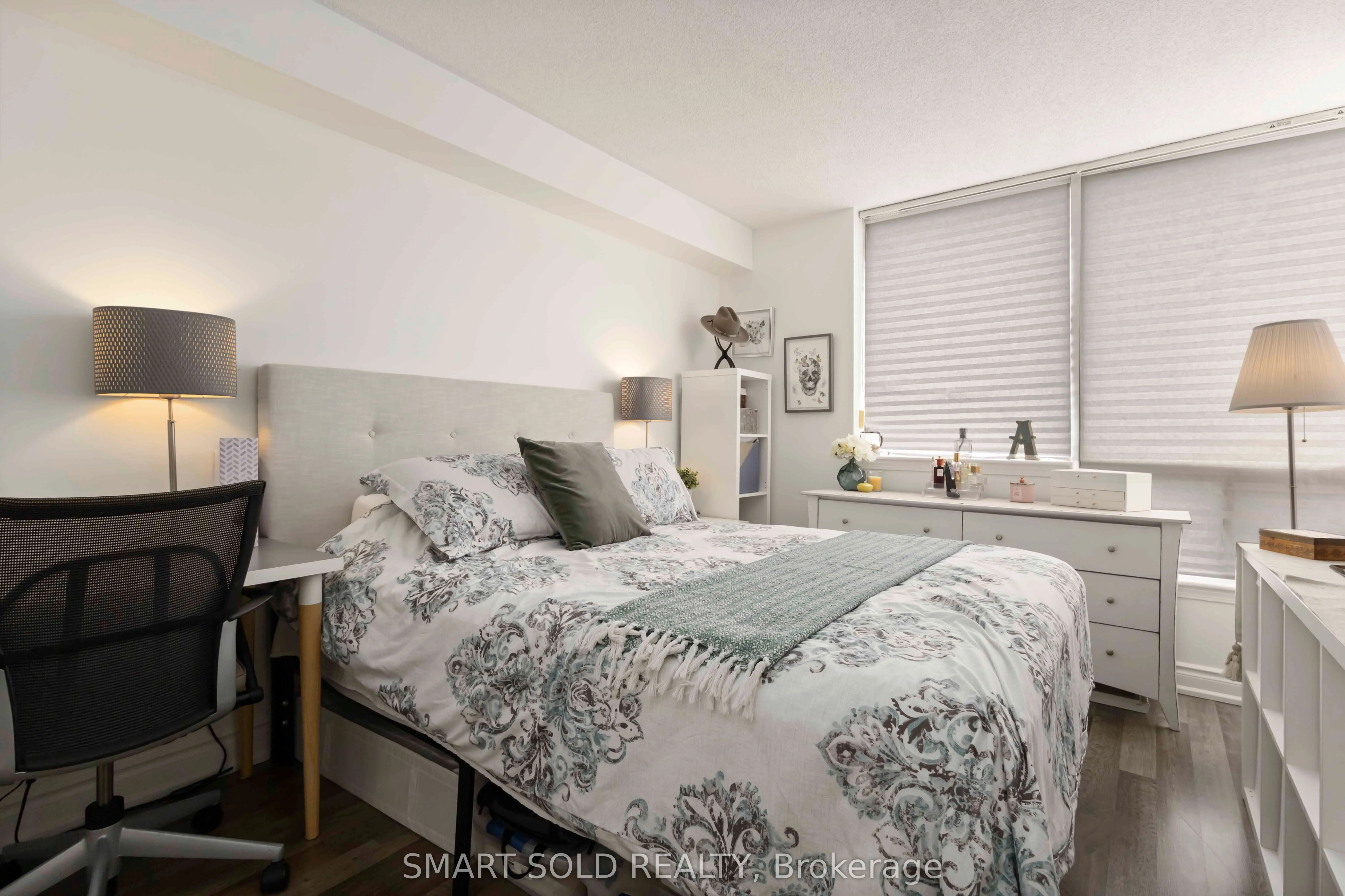 711 Rossland Road E, #514