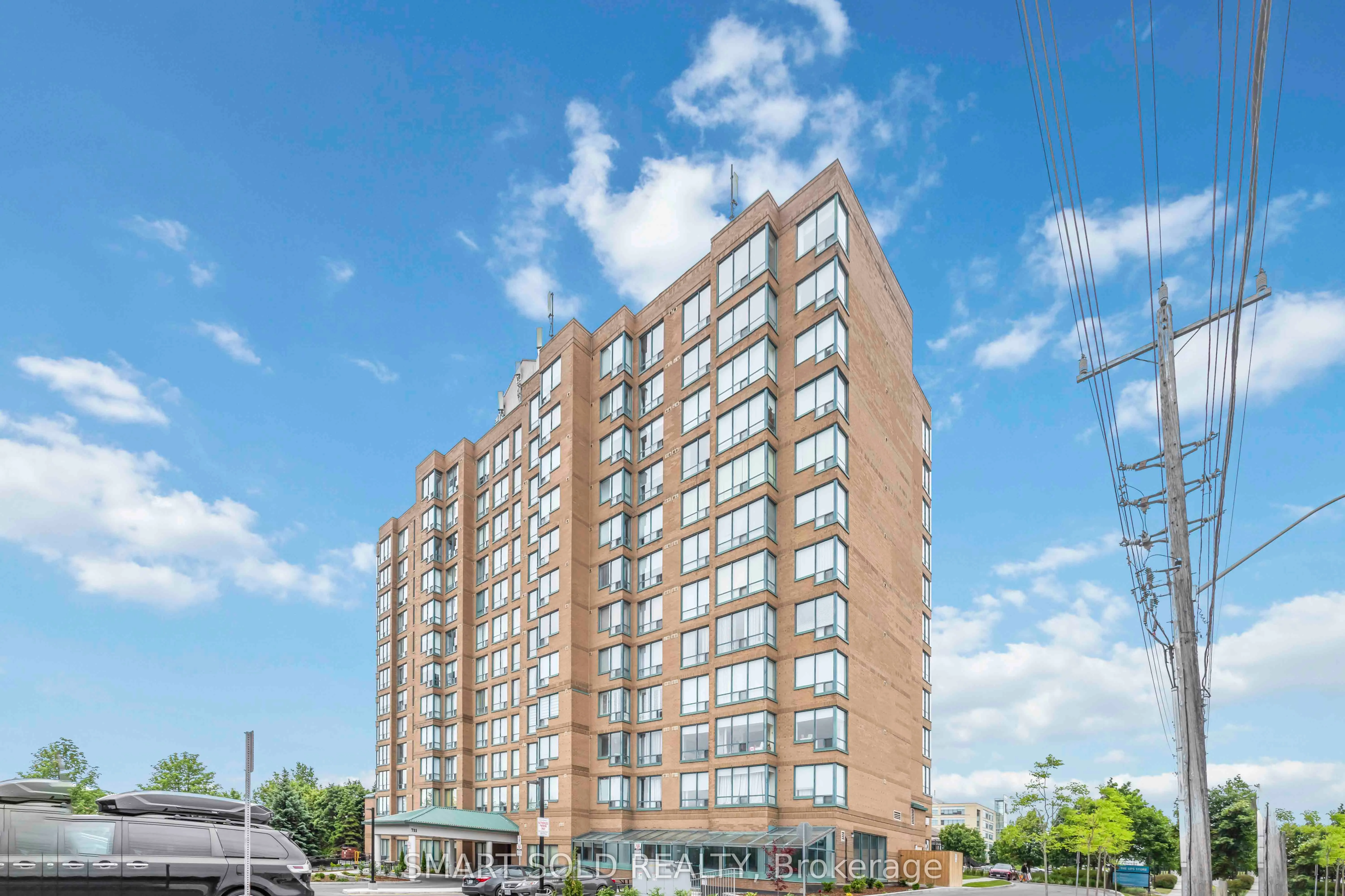 711 Rossland Road E, #514