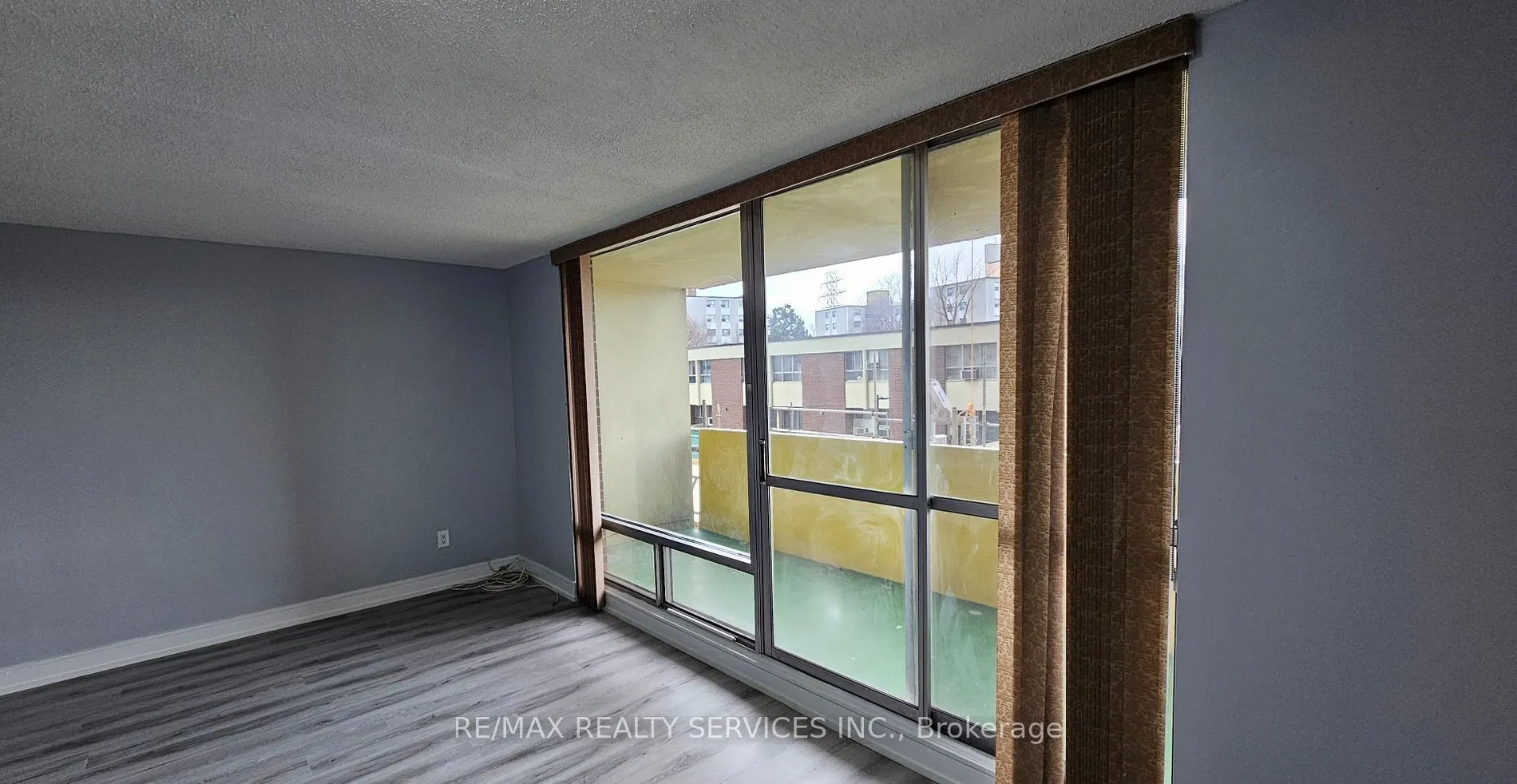 1 Massey Square, #207