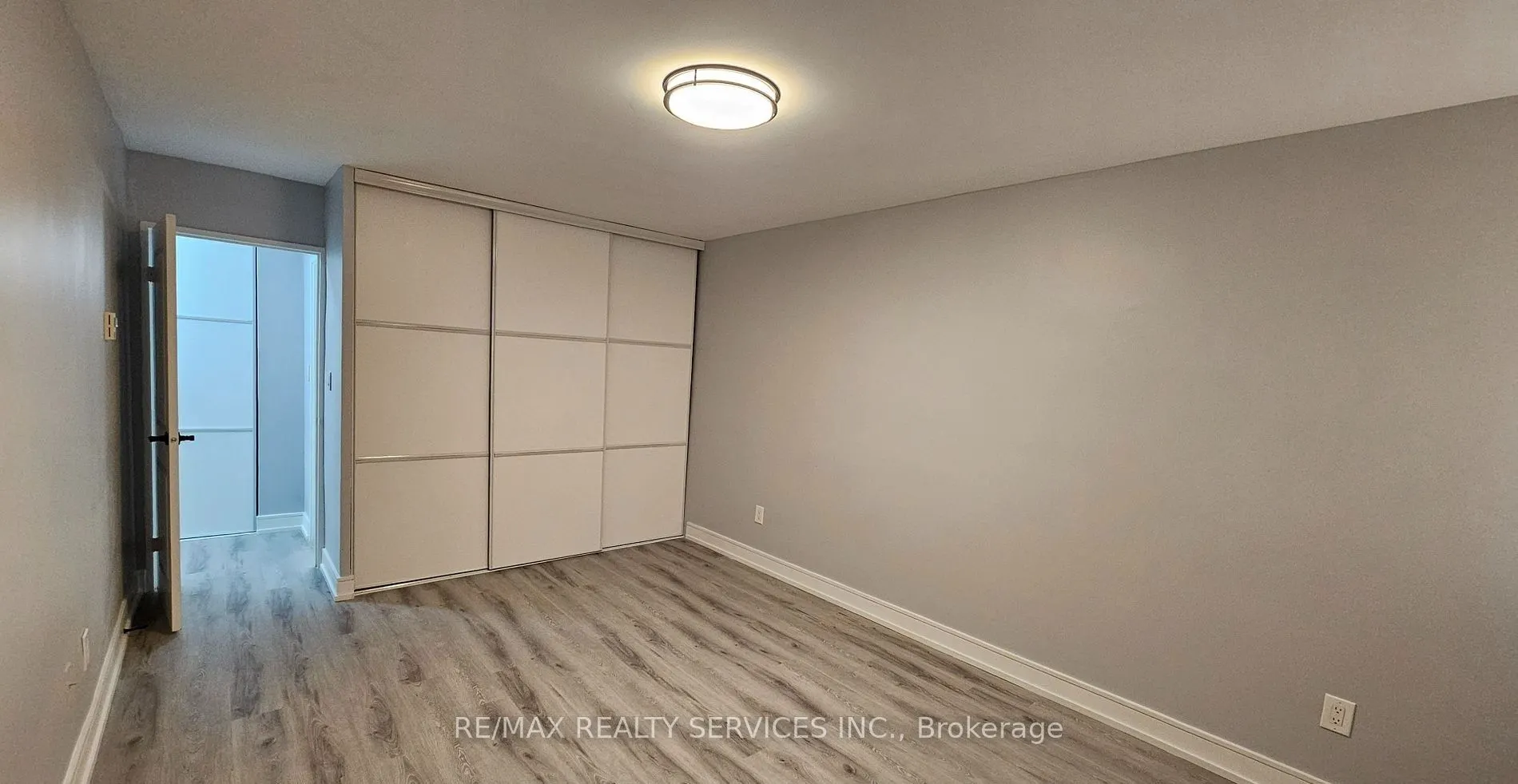 1 Massey Square, #207