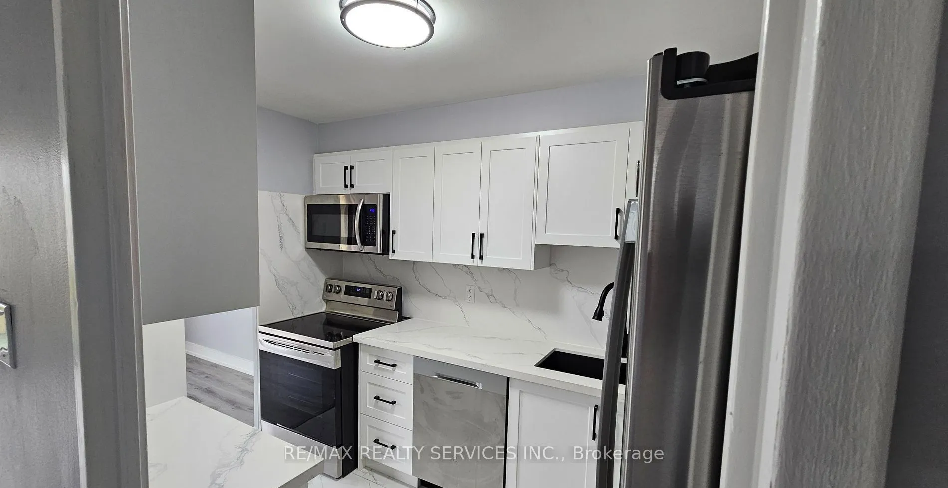 1 Massey Square, #207