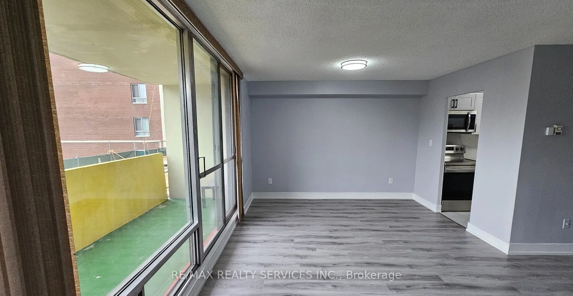 1 Massey Square, #207
