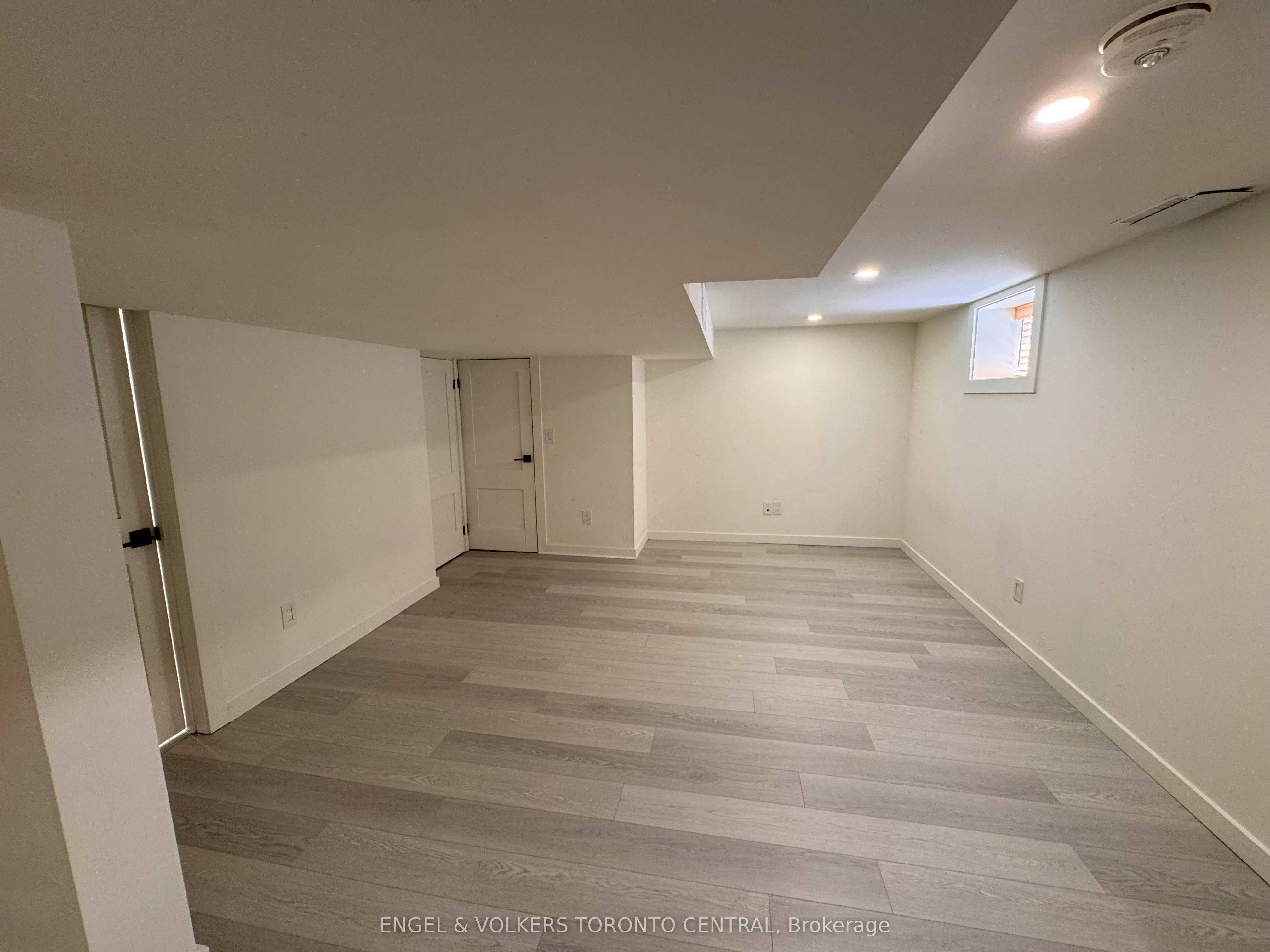 6 Westview Boulevard, #Basement