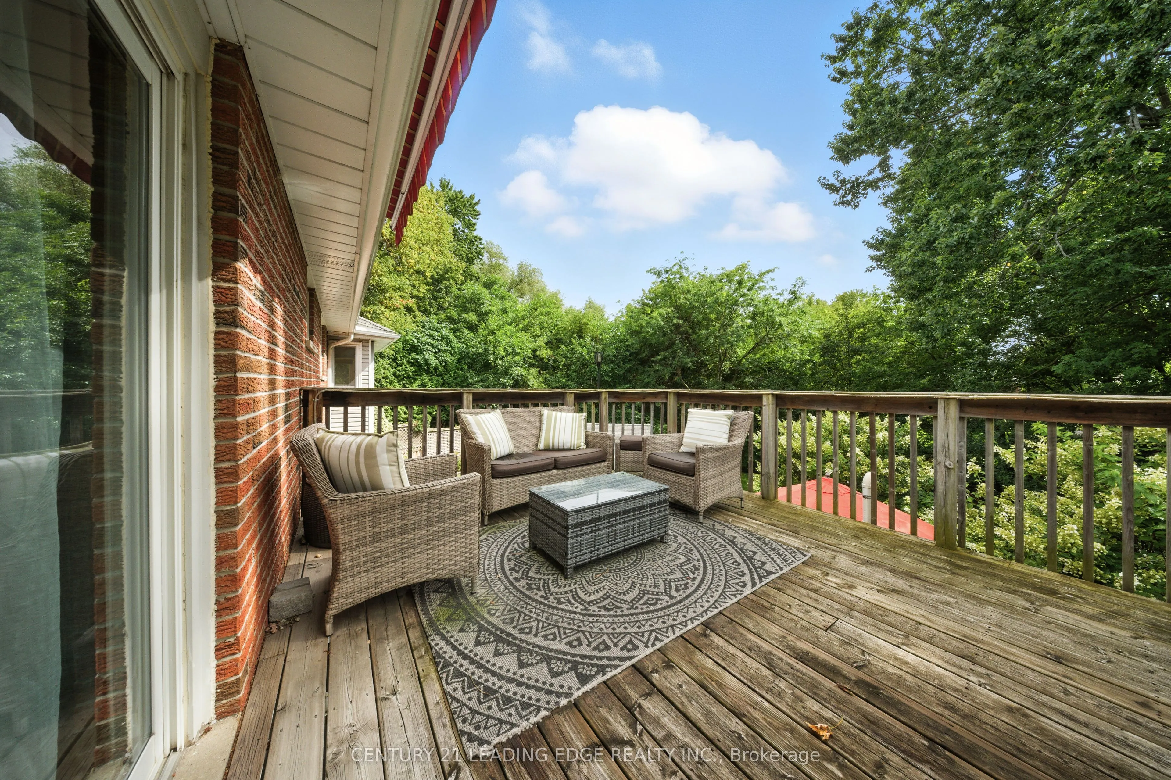 16 Burningham Crescent